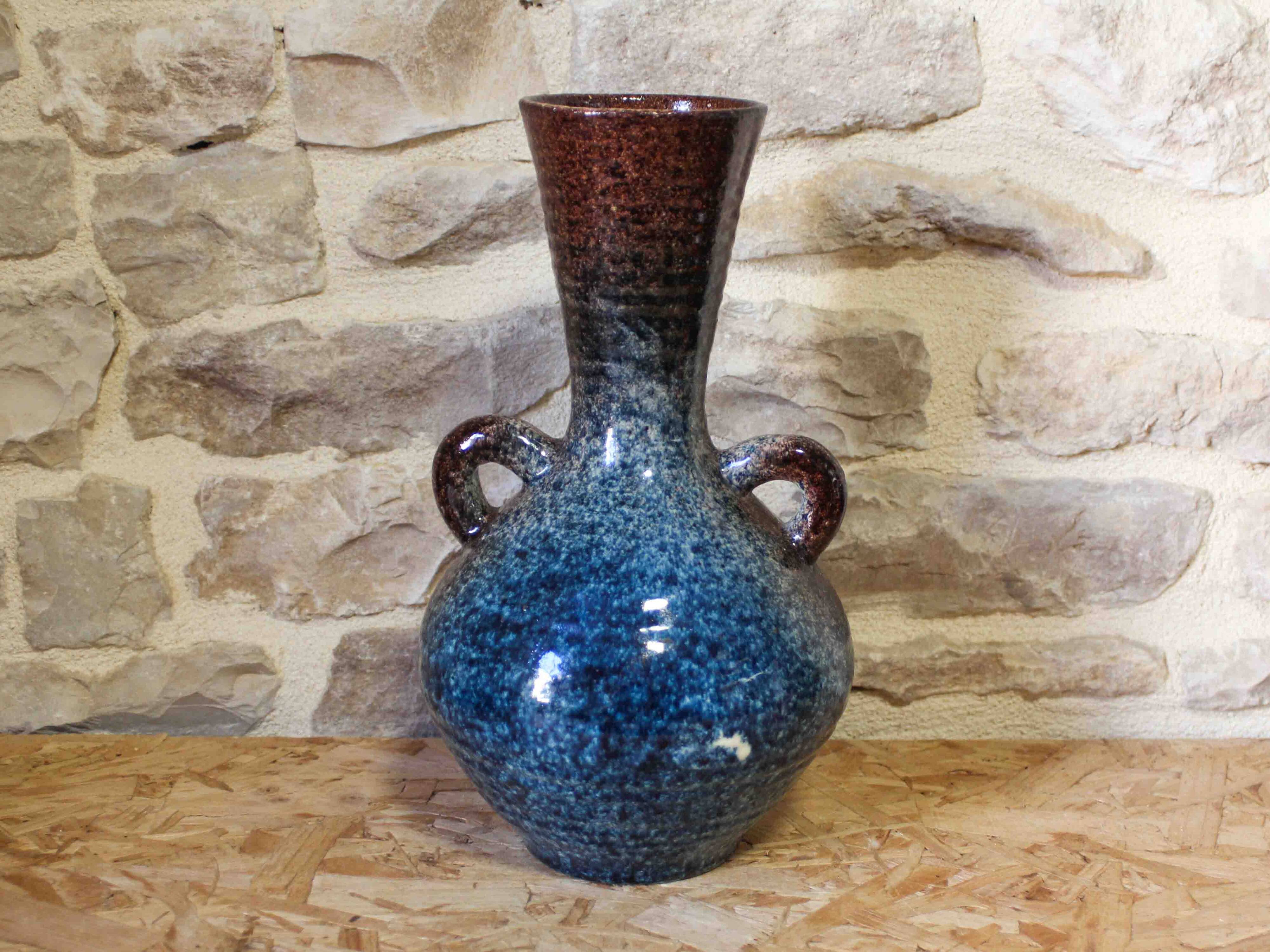 Double-handled ceramic vase Accolay