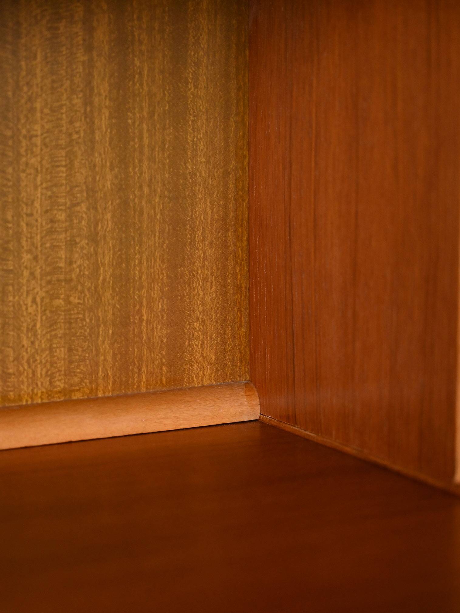 Vintage bookcase with pull-out shelf