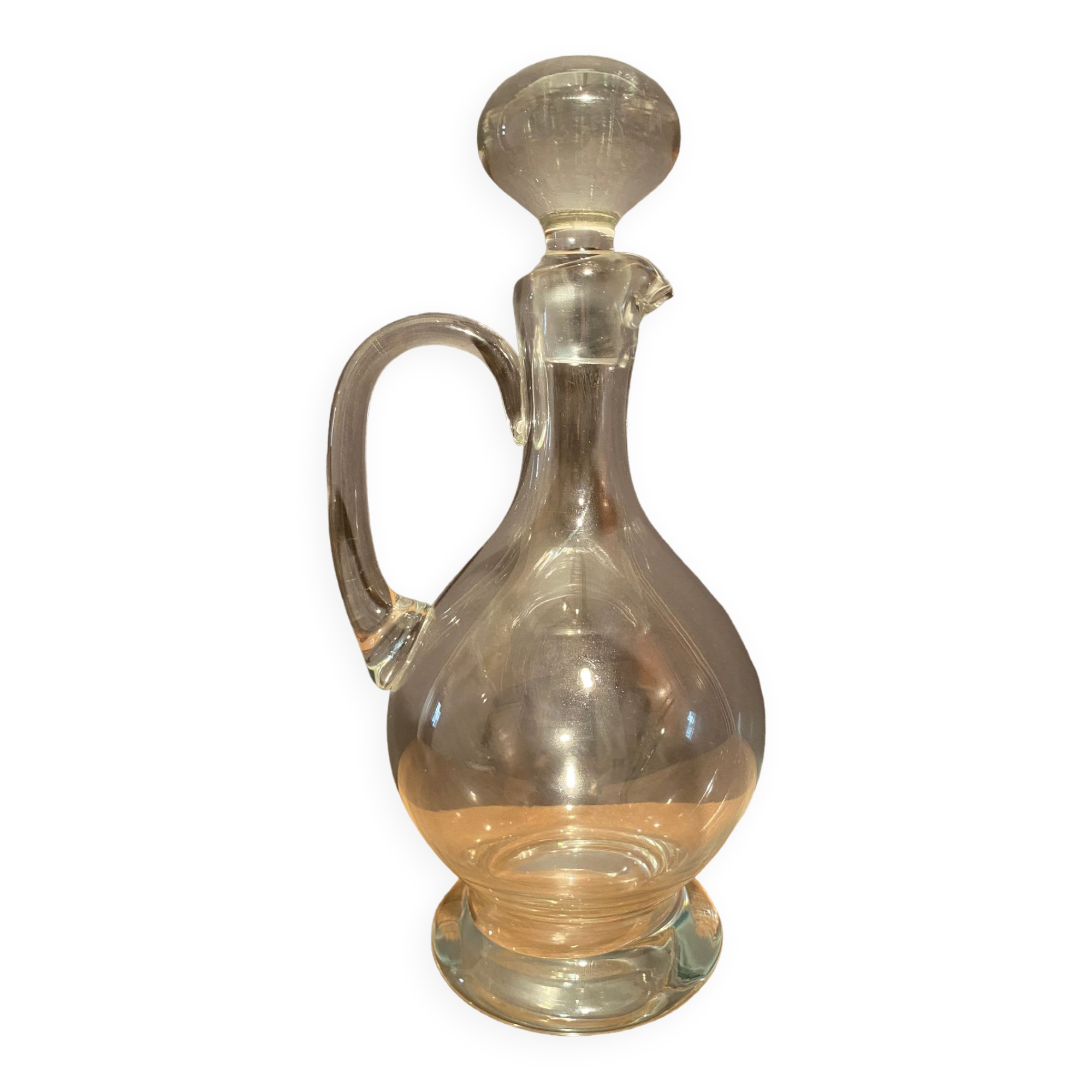 Large carafe with glass handle