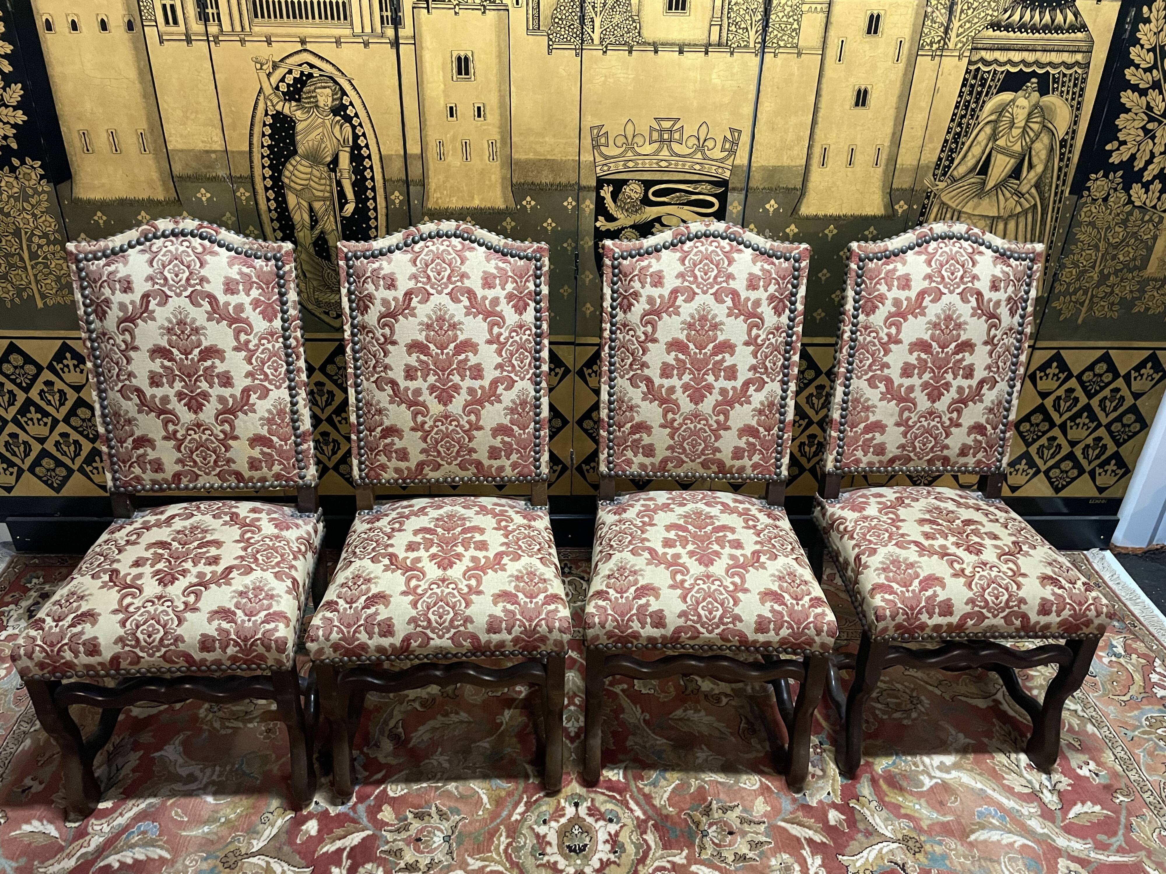 Set of 4 Louis XIII "Sheep bone" chairs