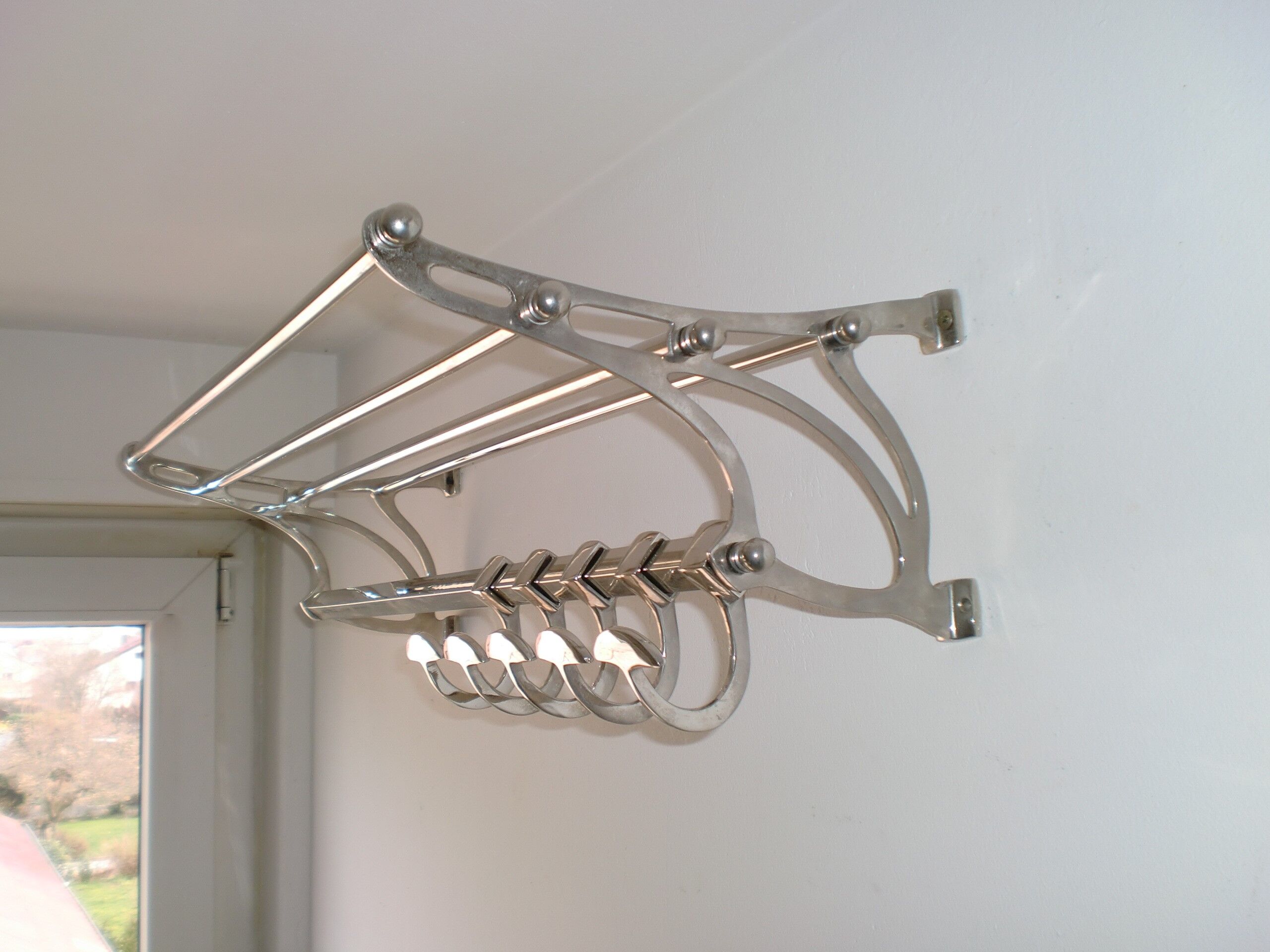 Art-Deco / Art-Nouveau Coat Rack & 2 Hangers