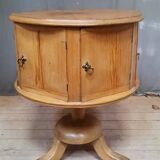 Cabinet with 8 rotating compartments