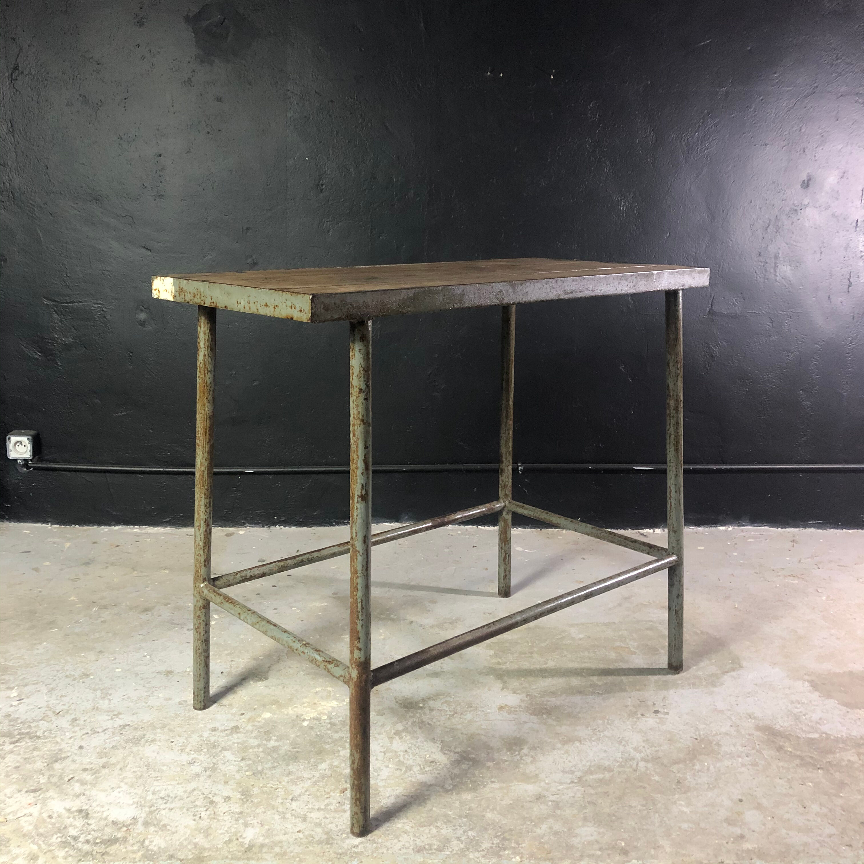 Table haute industrielle métal et bois