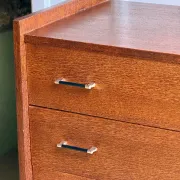 Commode style mid-century