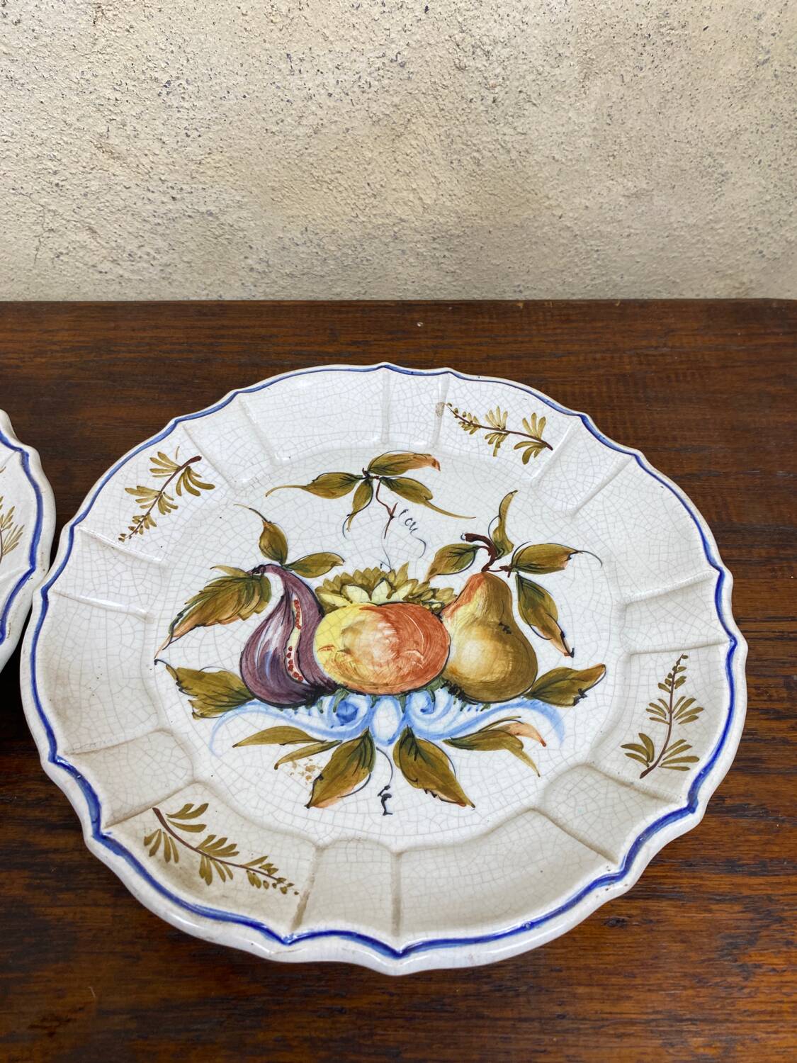 Set of two art deco wall plates