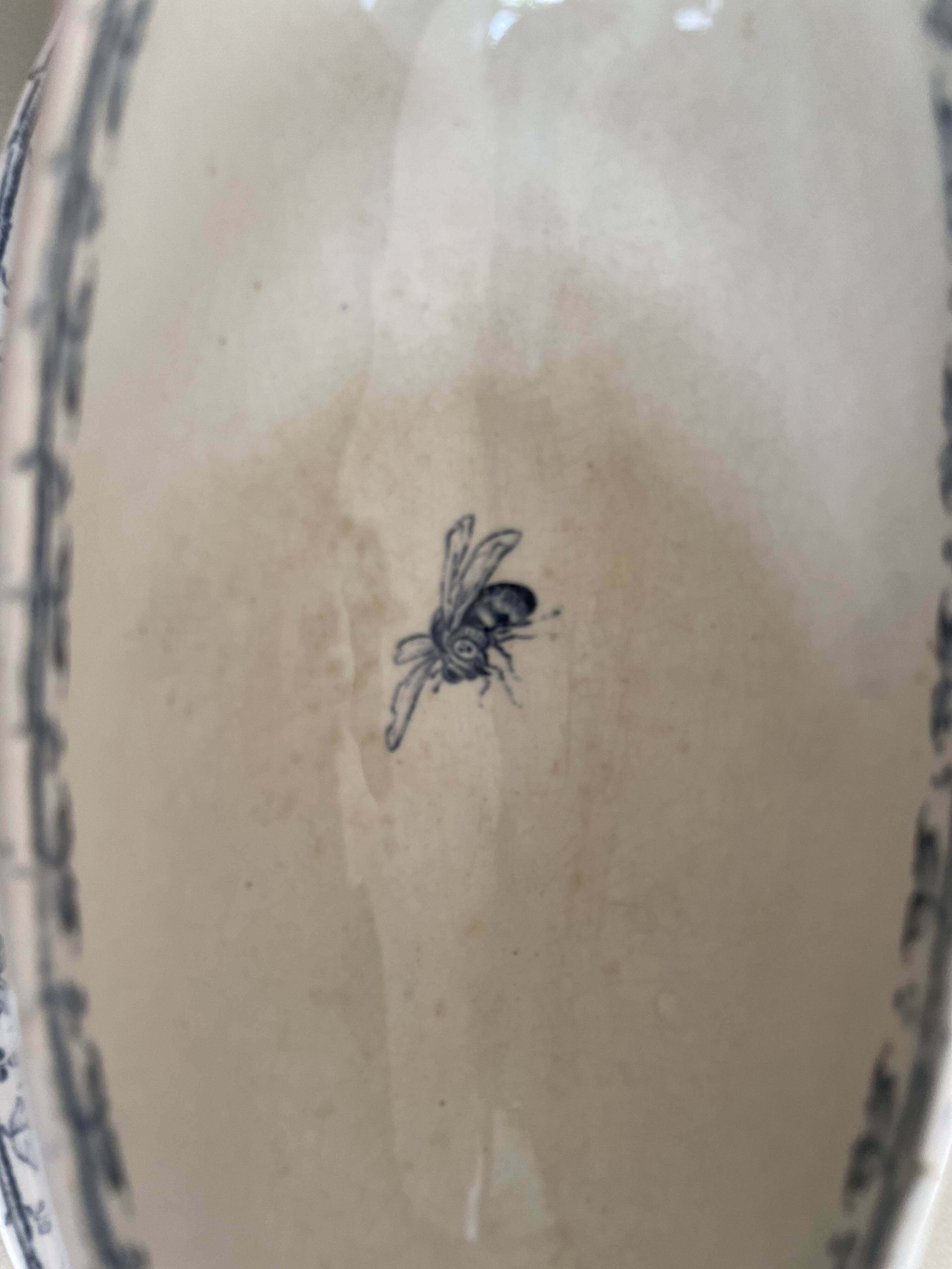 Sauce boat in blue iron earth Sarreguemines model Carmen