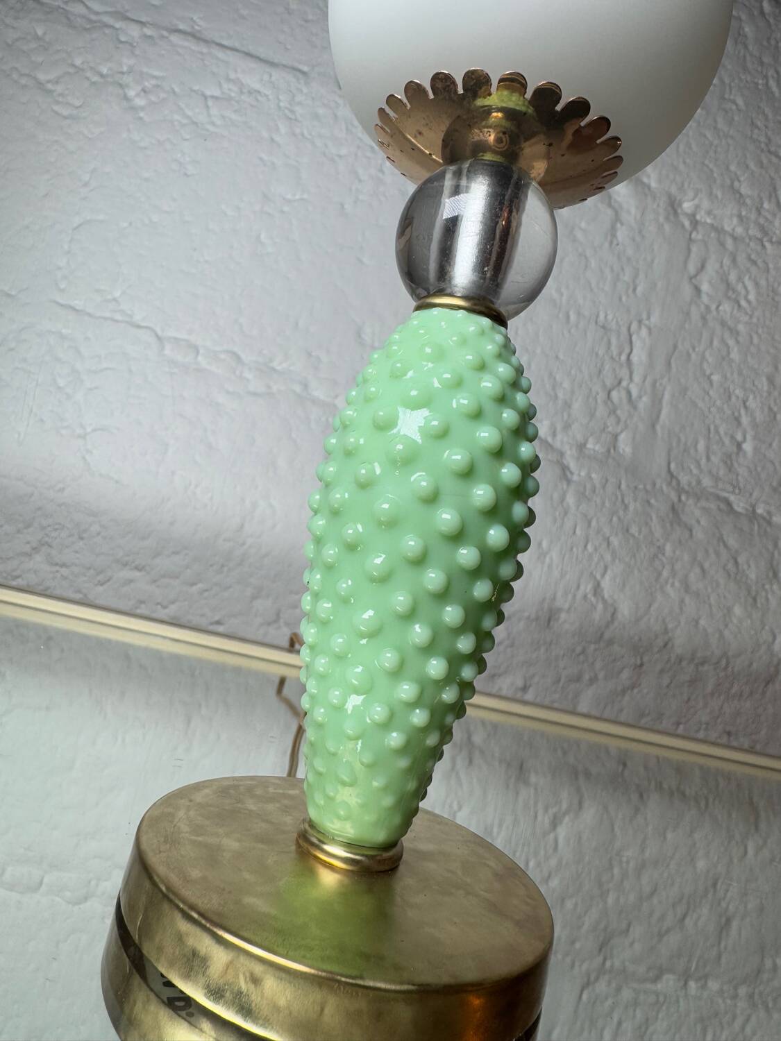 Lampe en opaline MD, années 60