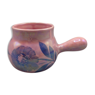 Iridescent pink frying pan, blue flower decoration