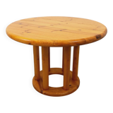 Vintage Scandinavian round dining table by Rainer Daumiller in pine from the 1960s.