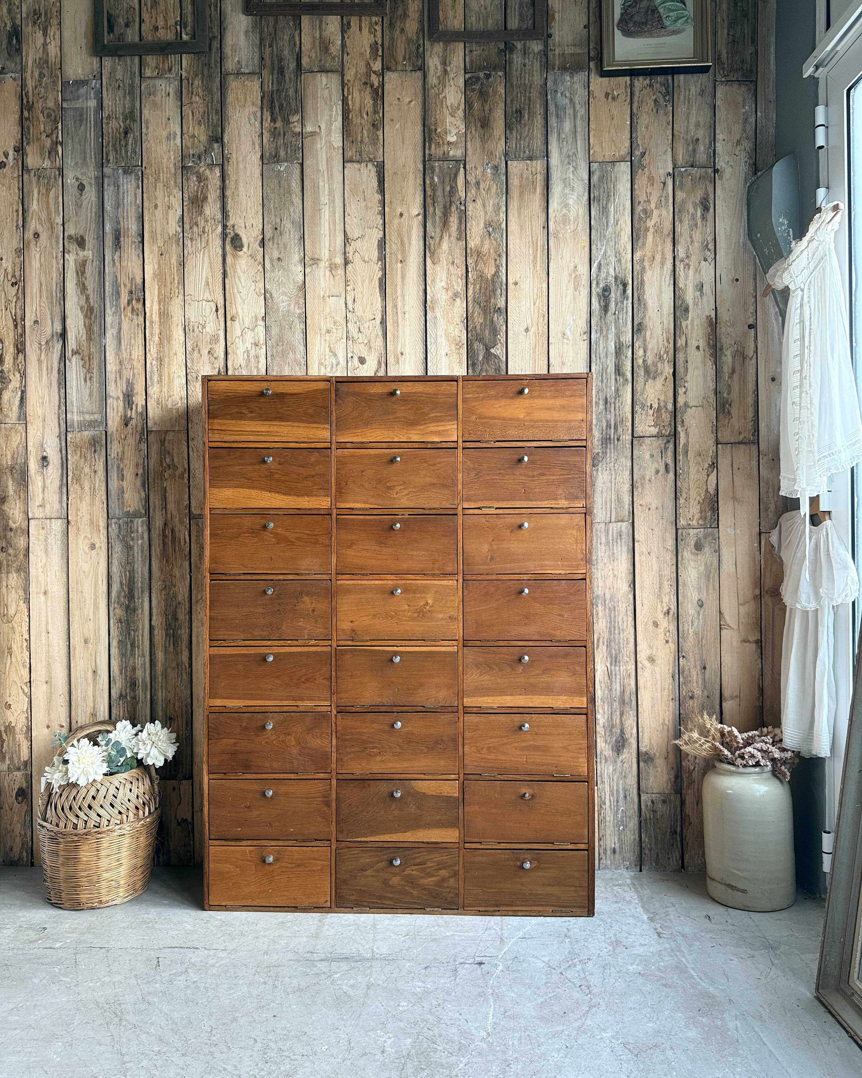 Notary desk with flaps (renovated)