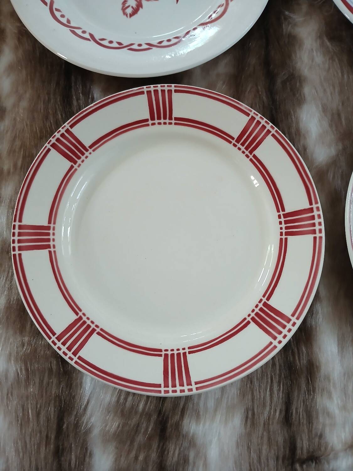 8 mismatched antique dinner plates