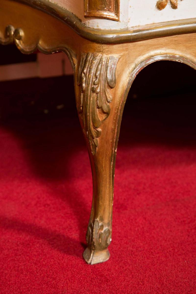 1950s Italian commodity in painted and gilded wood