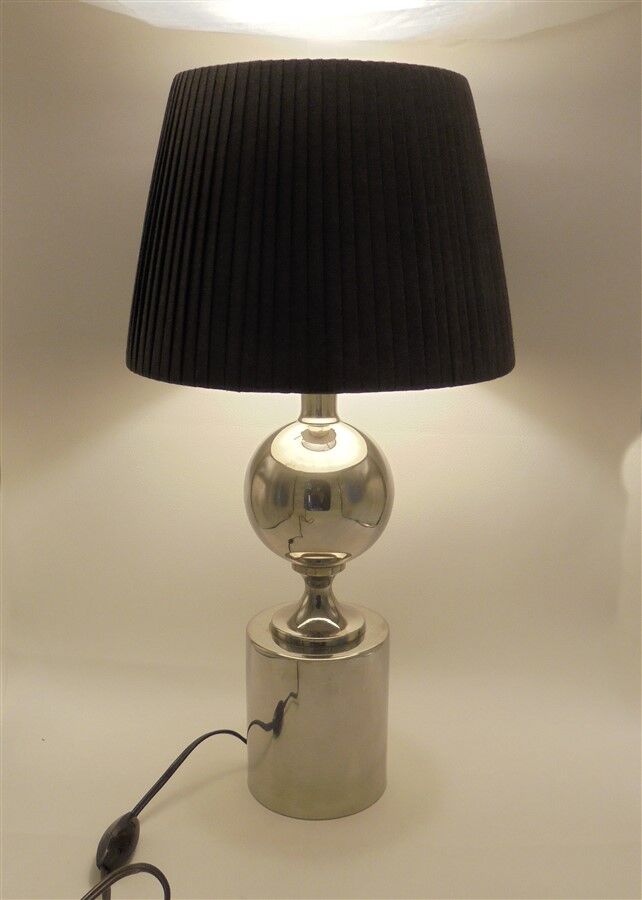 Barbier's signed lamp