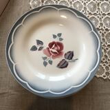 Set of 14 “Magali” Sarreguemines flat plates