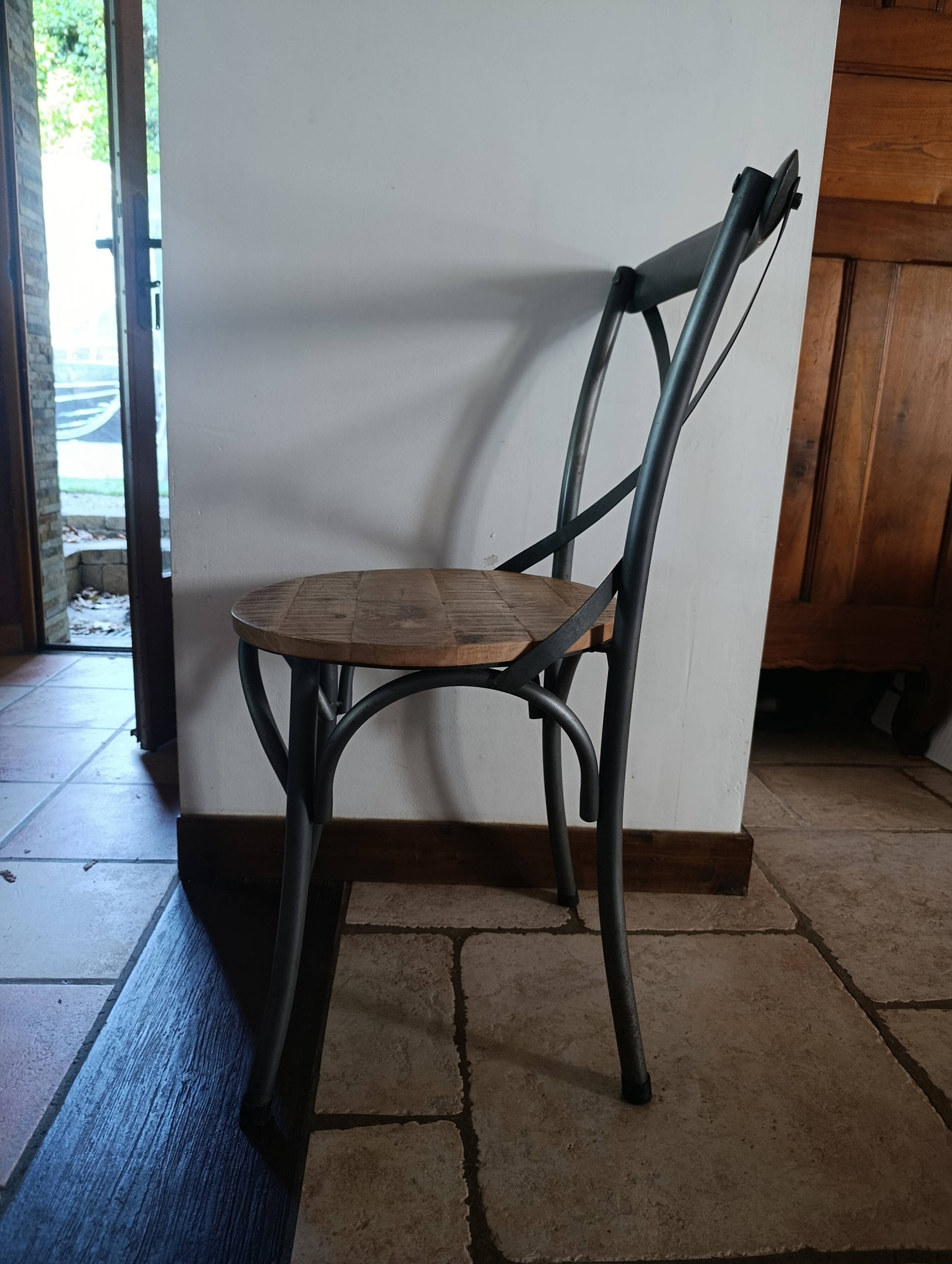 Bistro chair in wood and metal
