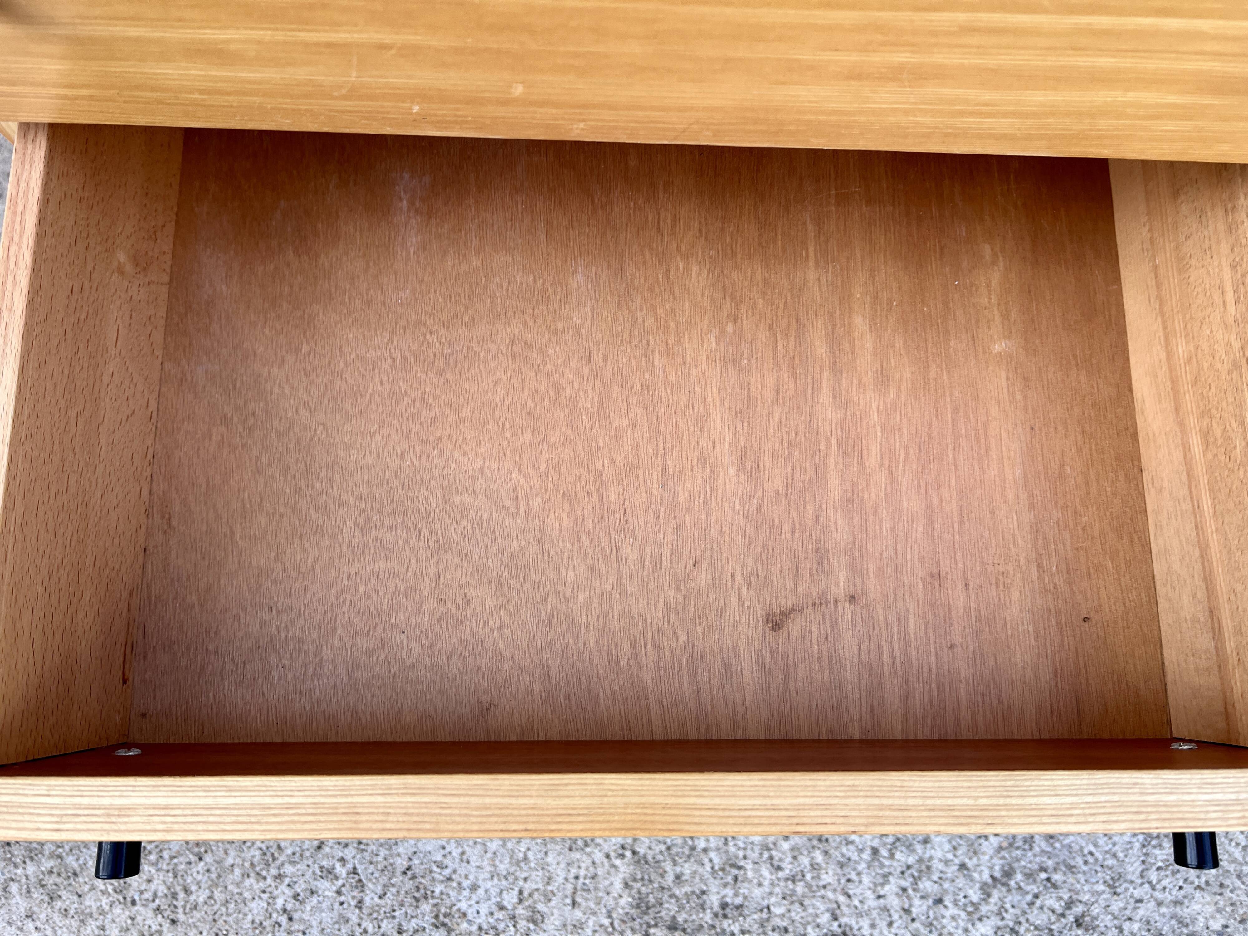 Vintage chest of drawers metal feet