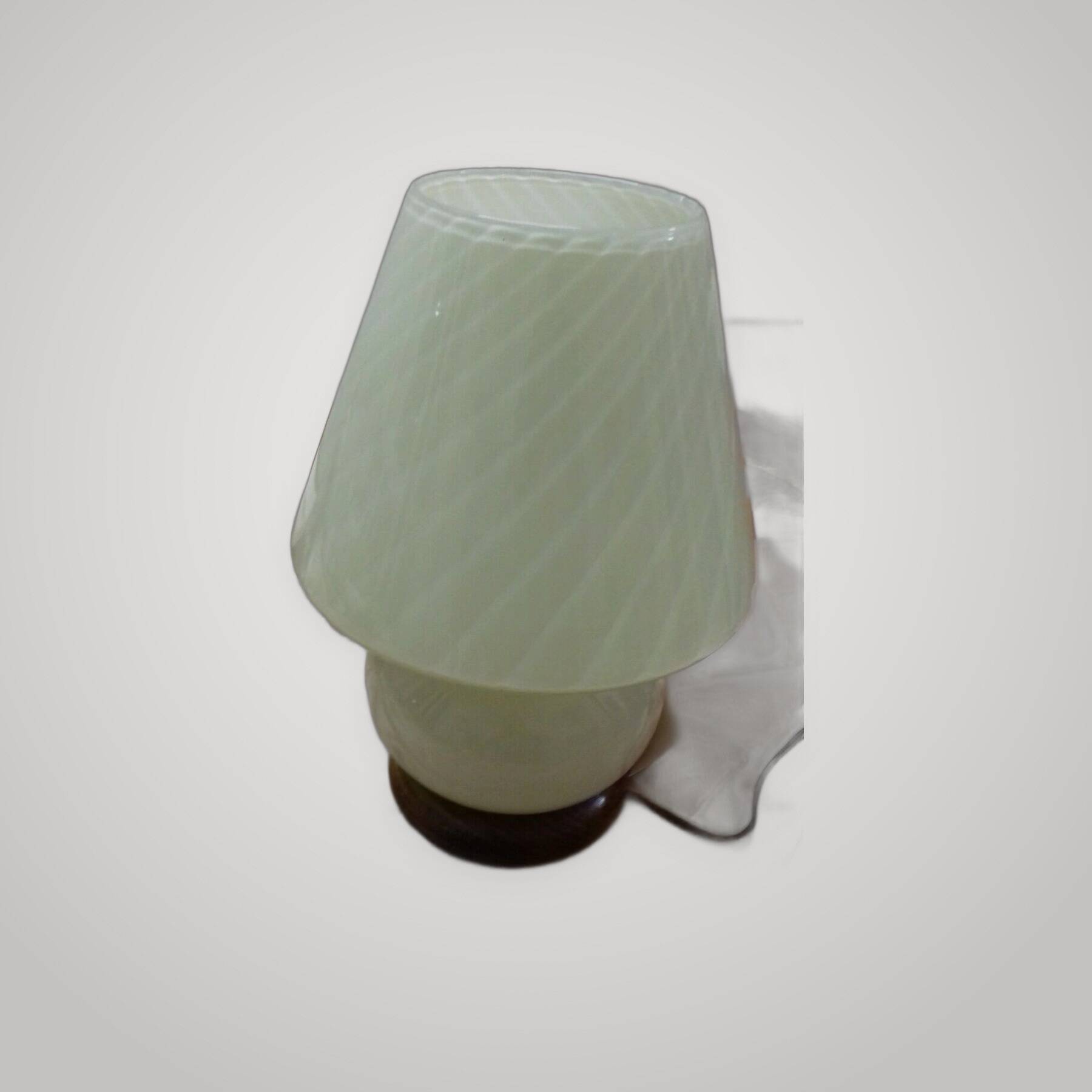 Mushroom lamp Murano spiral ochre colour 70s vintage glass be