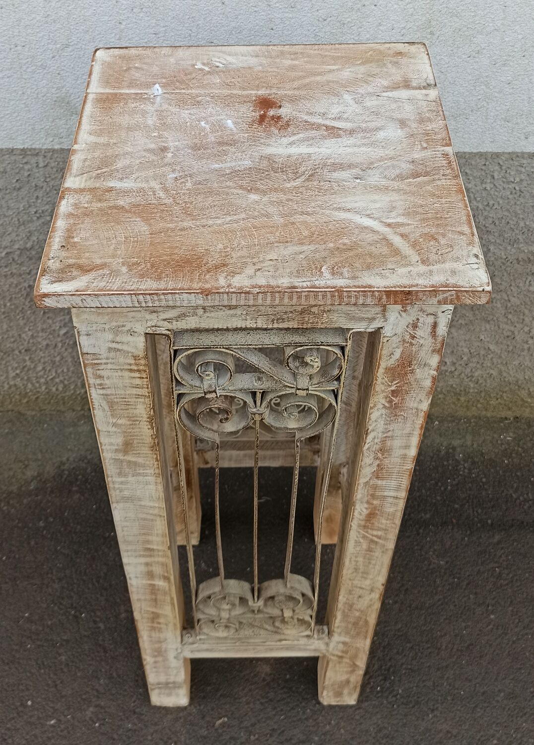 Guéridon ancien en bois et fer forgé