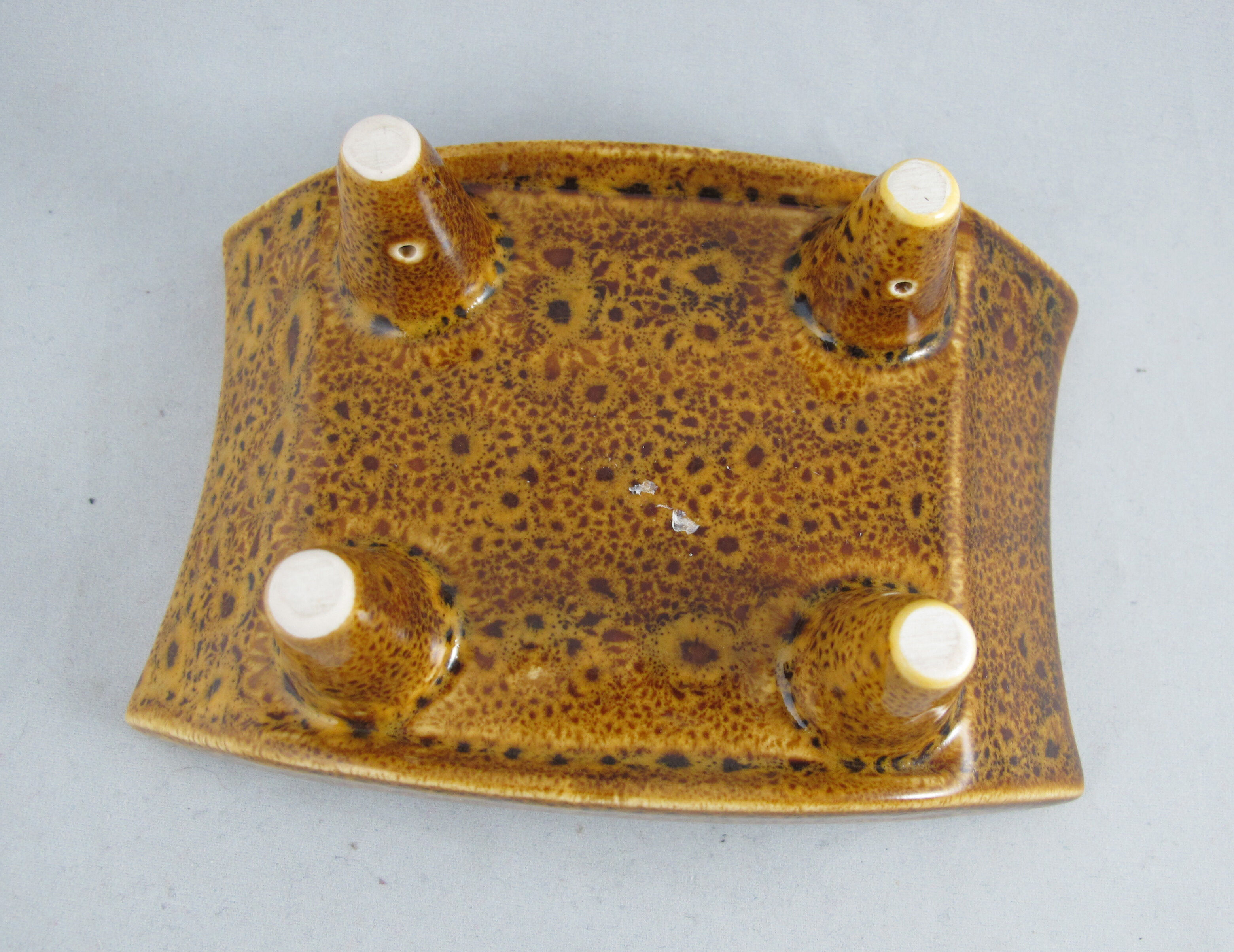 empty pocket or porcelain candle holder