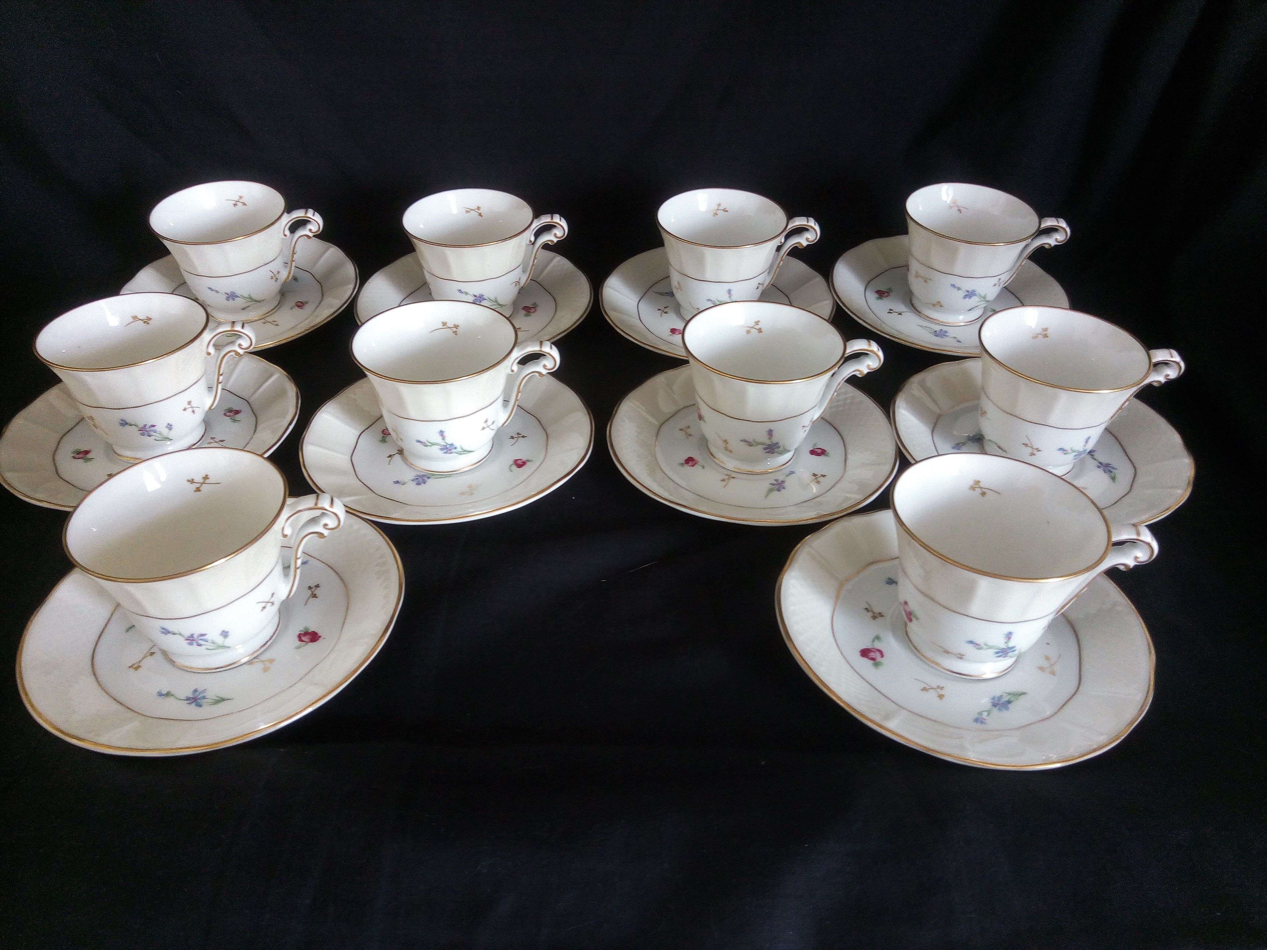 L. Bernardaud & Cie. - Limoges porcelain coffee set, Pompadour model, 1900s - 1927s
