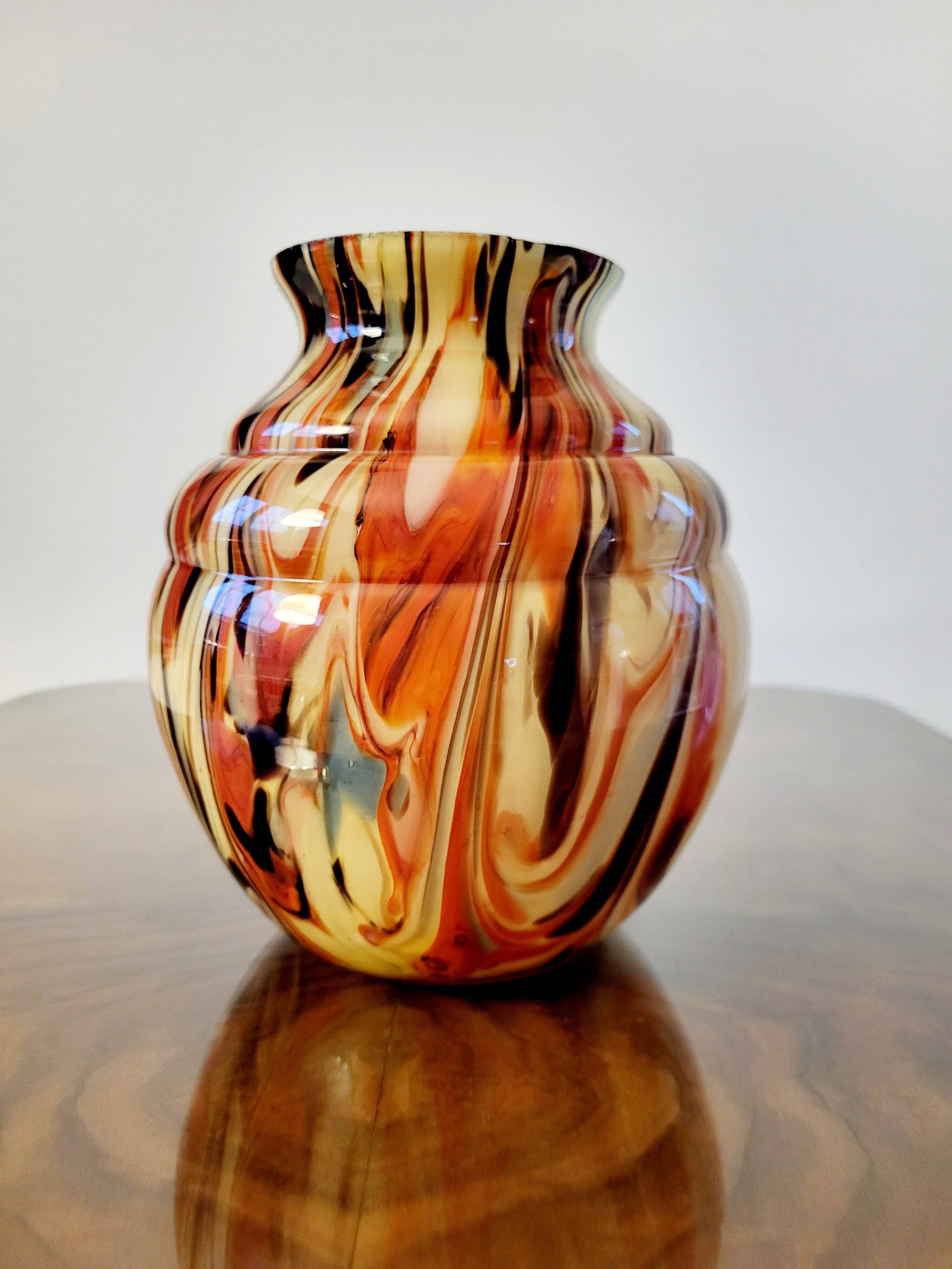 Art deco opaline glazen vaas, Verreries de Scailmont België