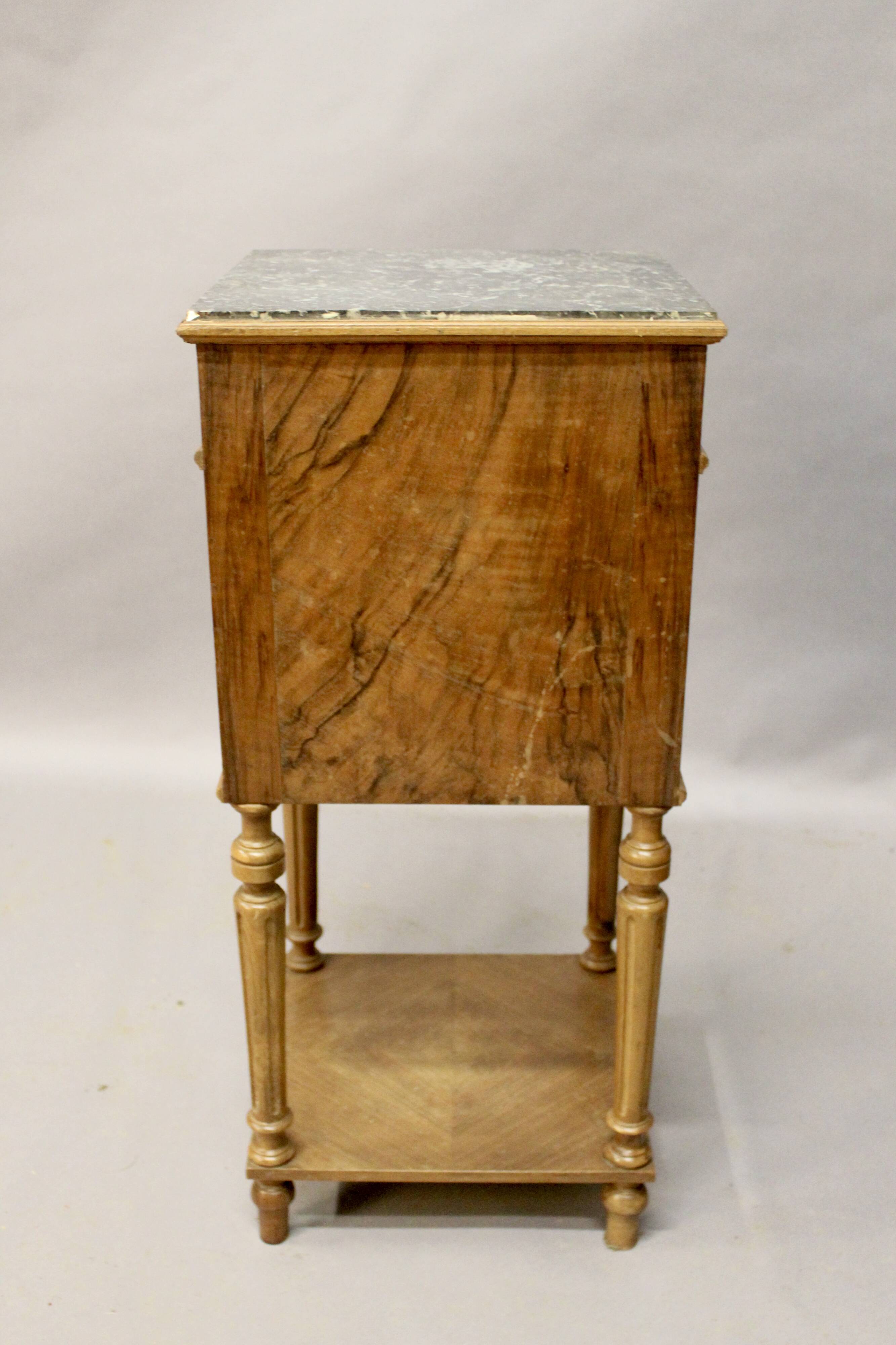Antique bedside table in marble and wood, 1 drawer.