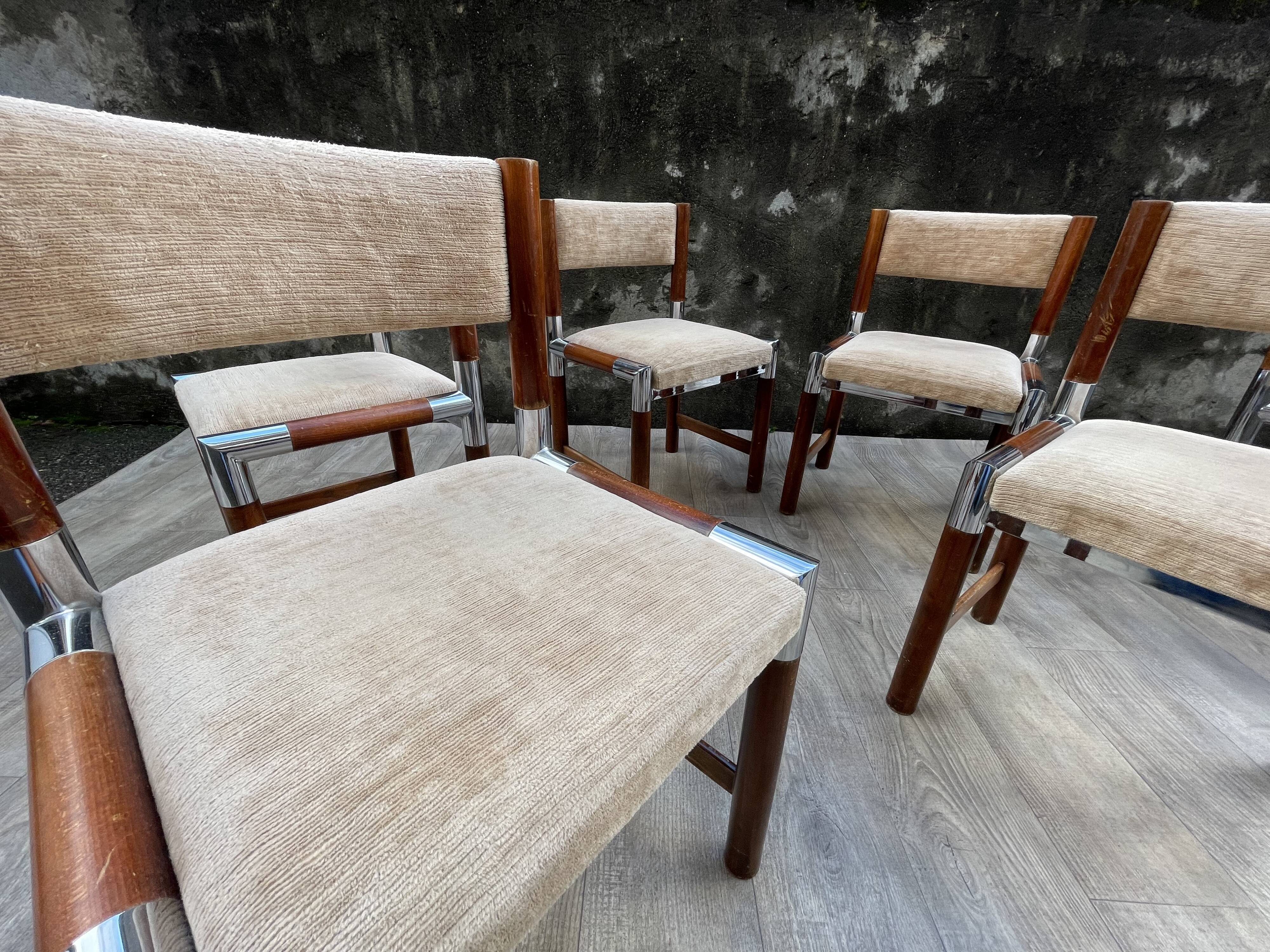 6 vintage chairs in wood, metal and fabric