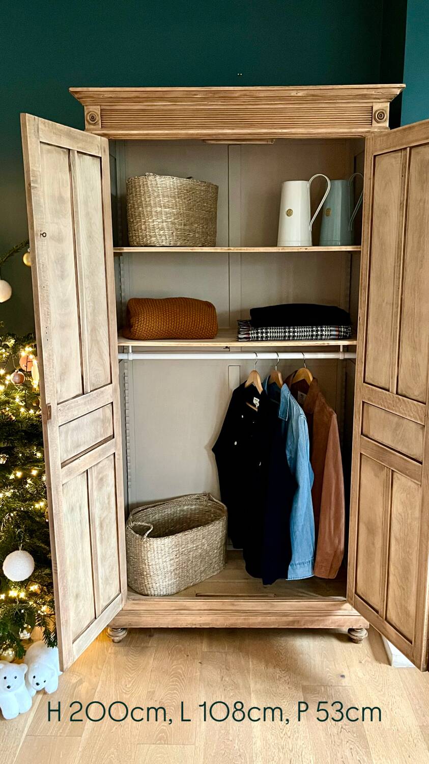 Vintage Parisian wardrobe