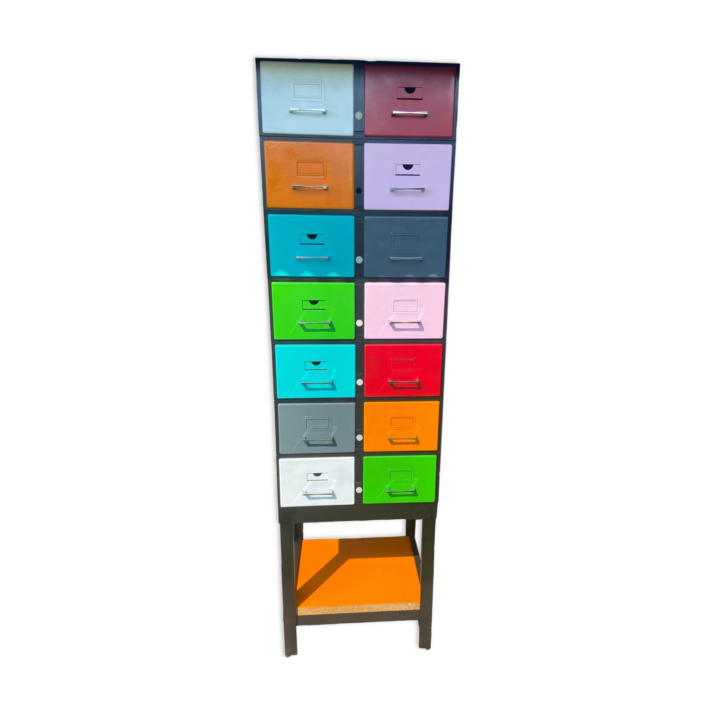 Metal cabinet with drawers