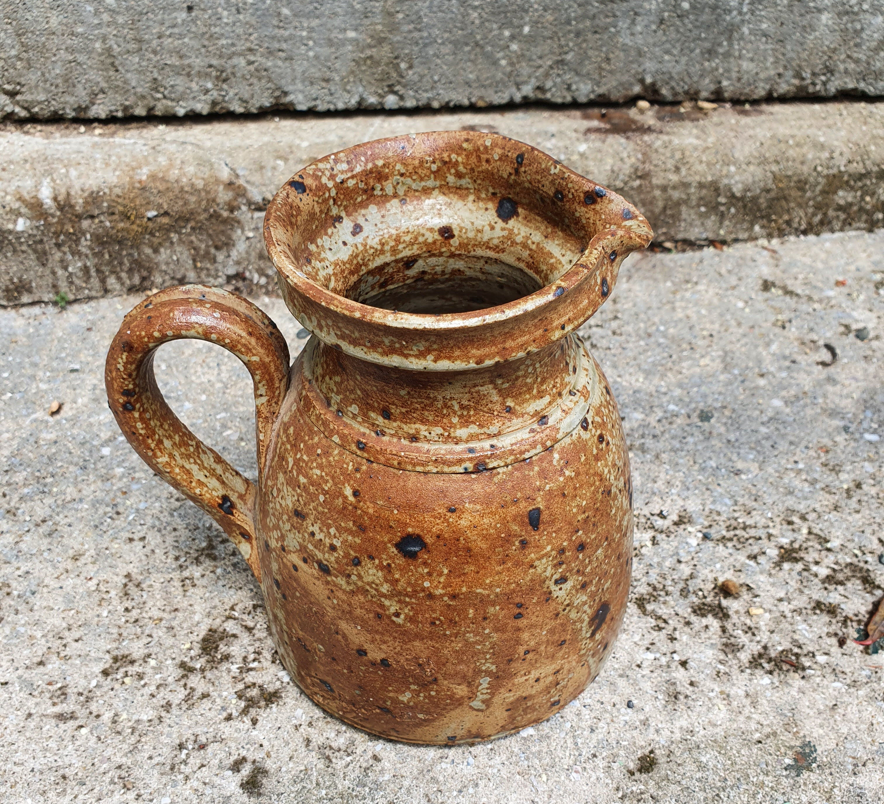 Pyrity sandstone pitcher signed Baudat