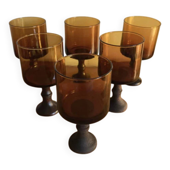 Set of glasses with wooden bases
