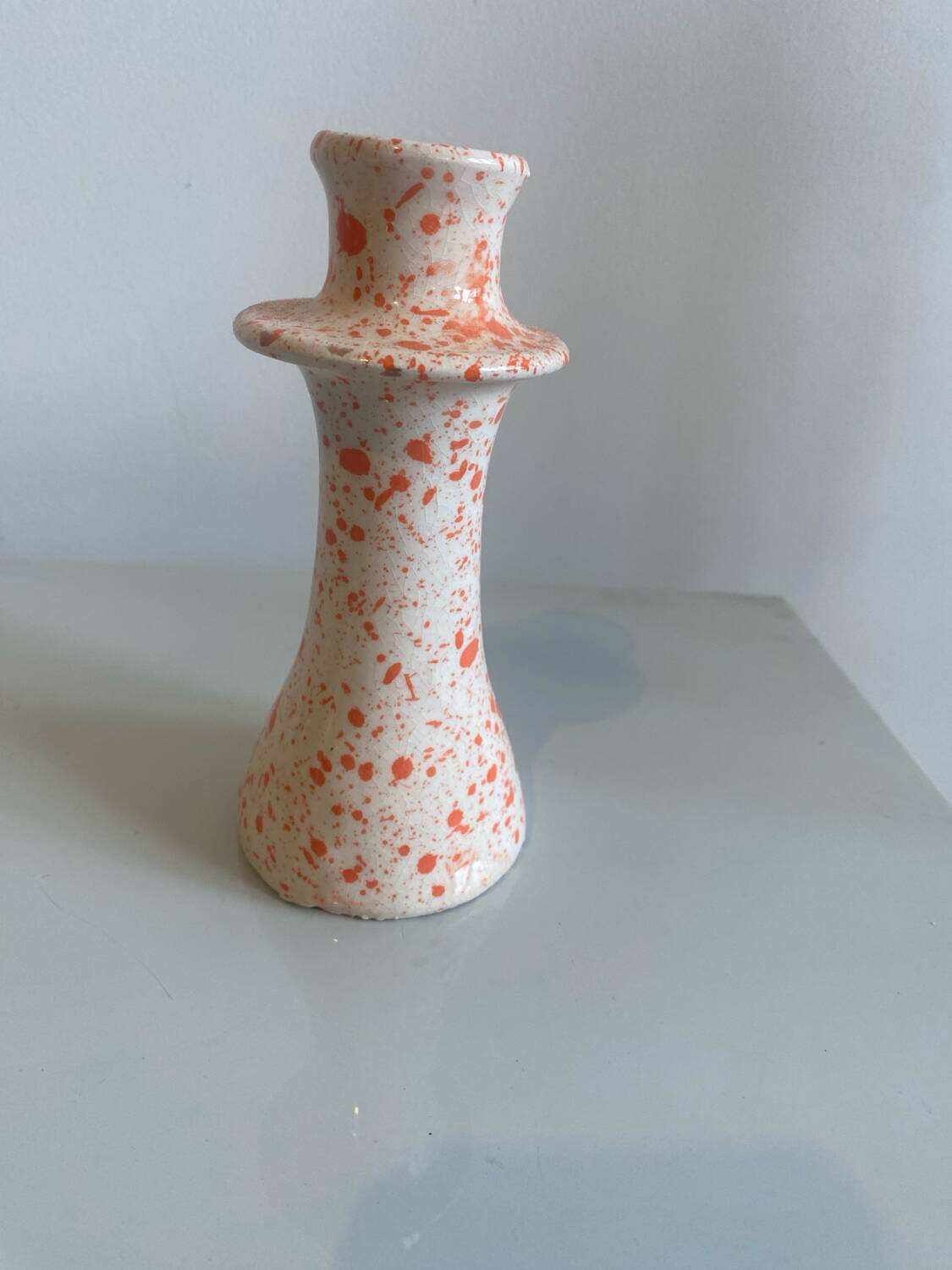 Chicago candle holder