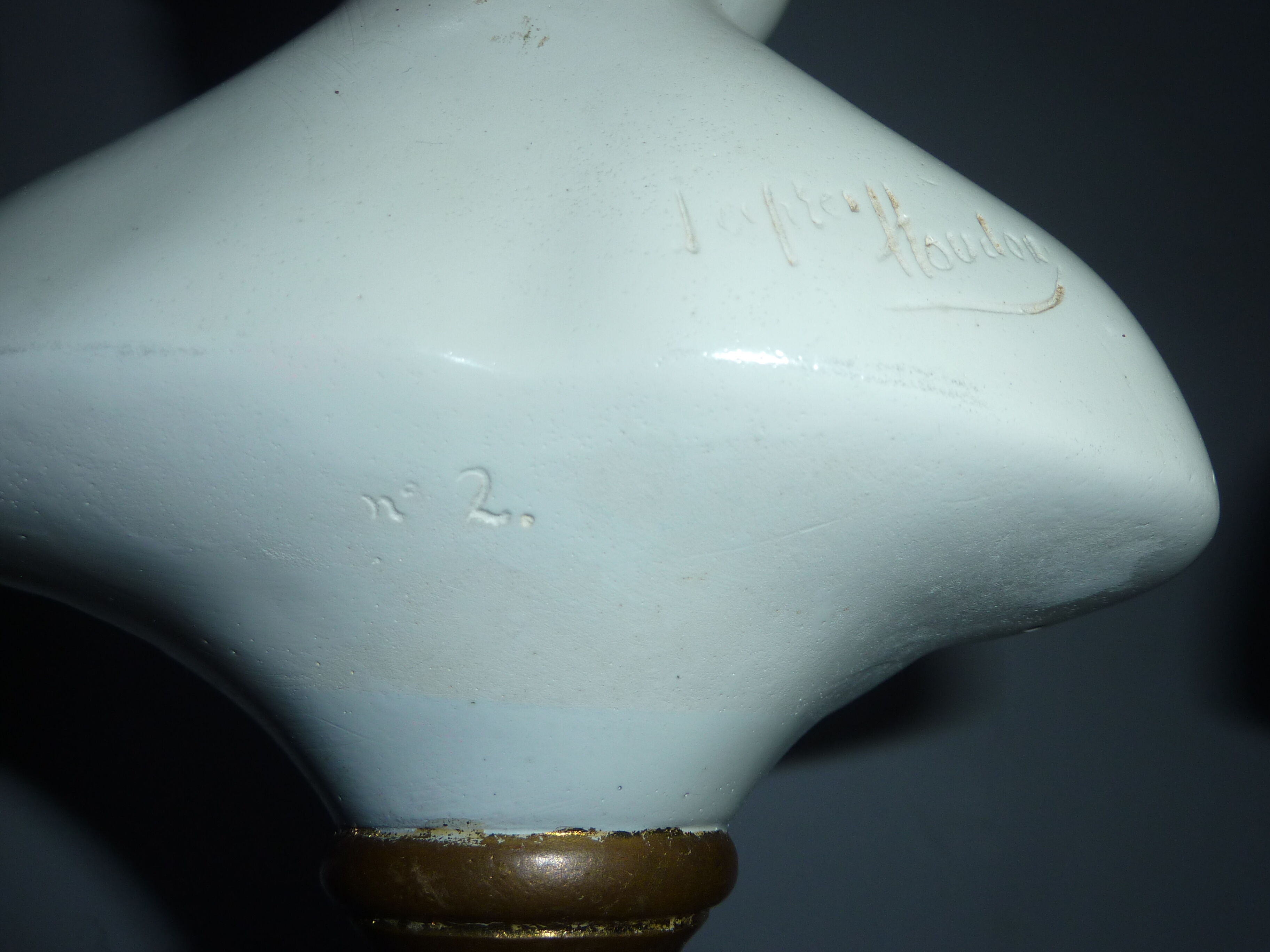 Pair of children bust