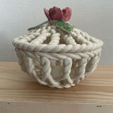 Porcelain box