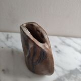 Vase en grès amande fossile