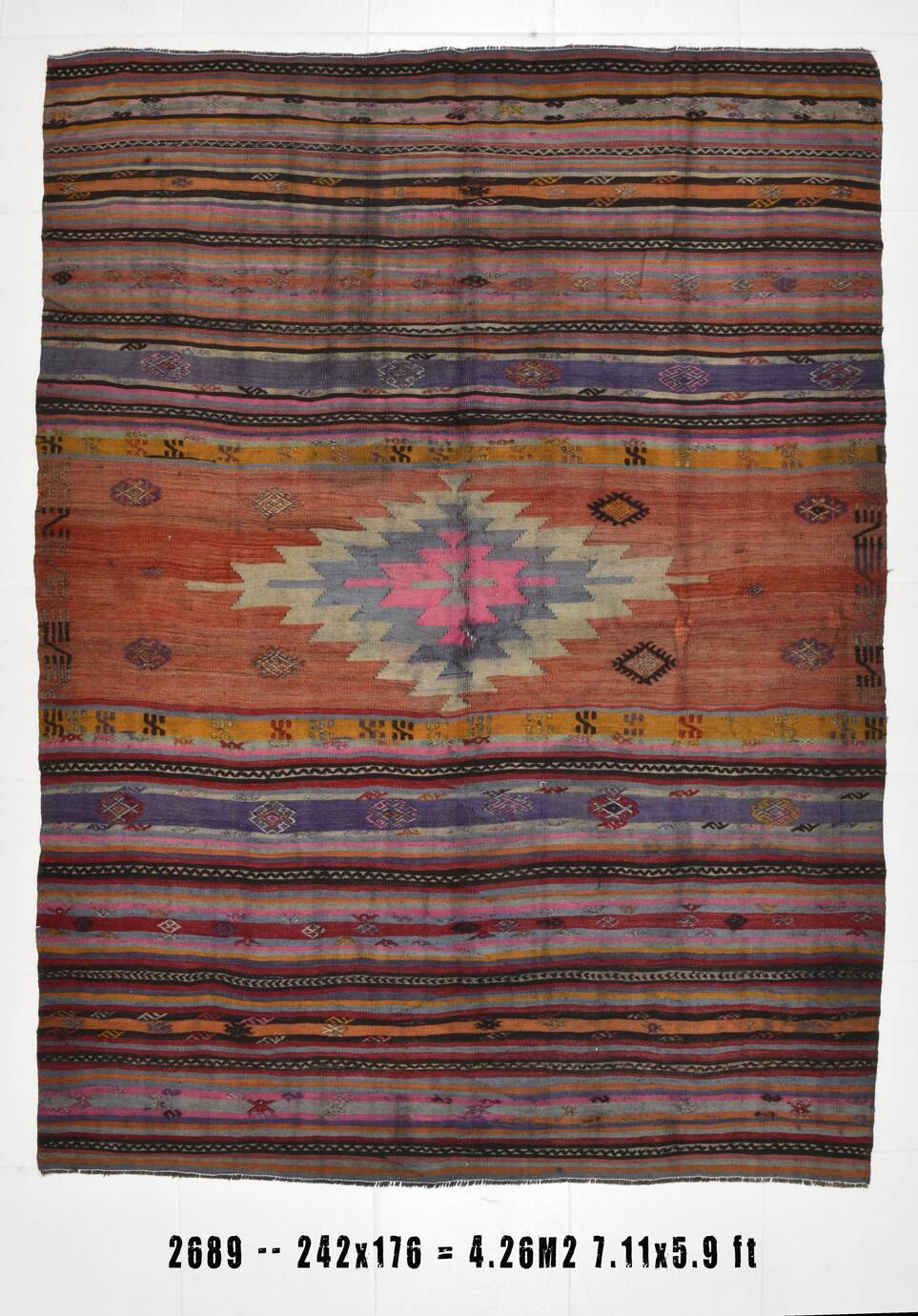 6x8 Oriental Handmade Vintage Rug, 176x242Cm