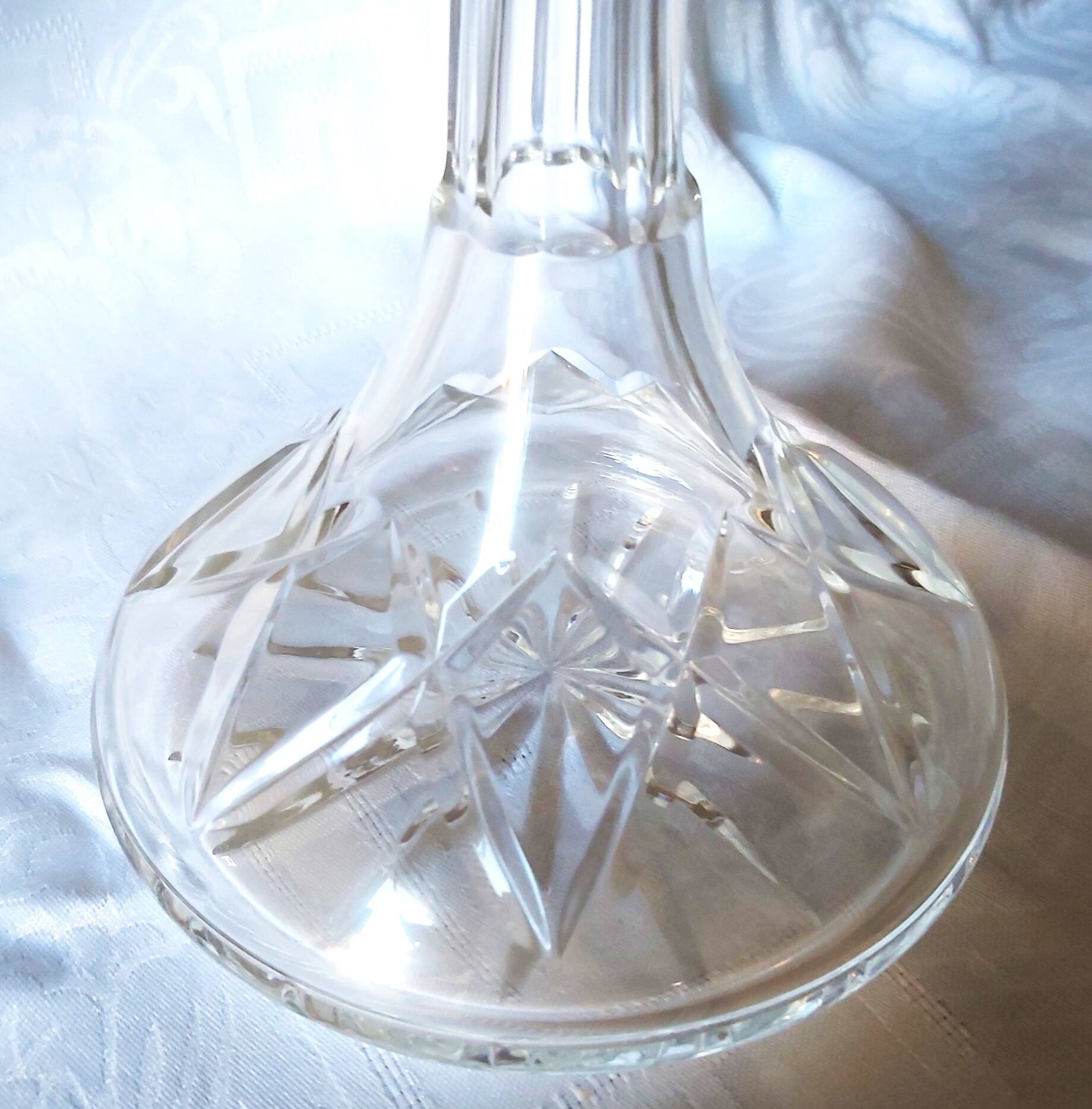 Cut crystal carafe with beautiful stopper