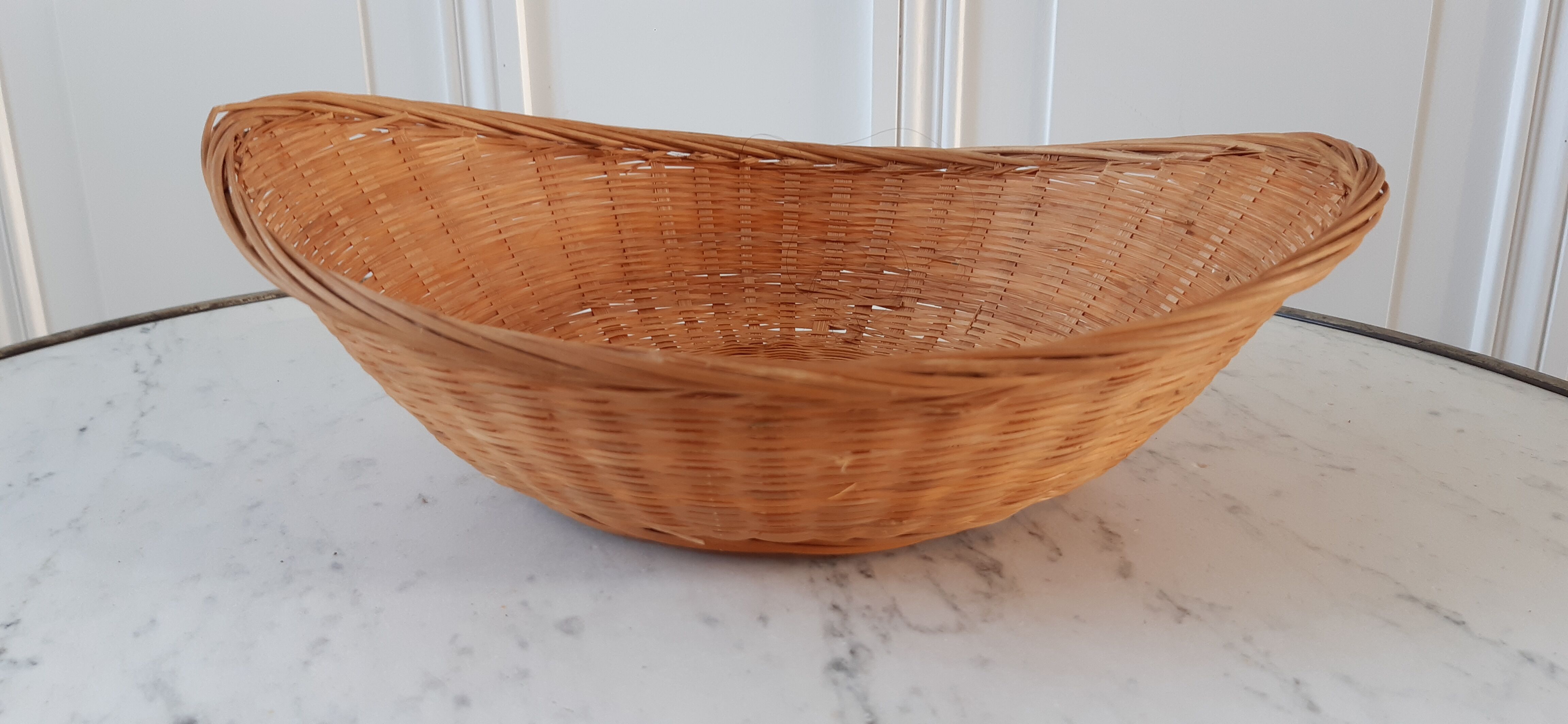 Rattan and wicker basket / basket 70s