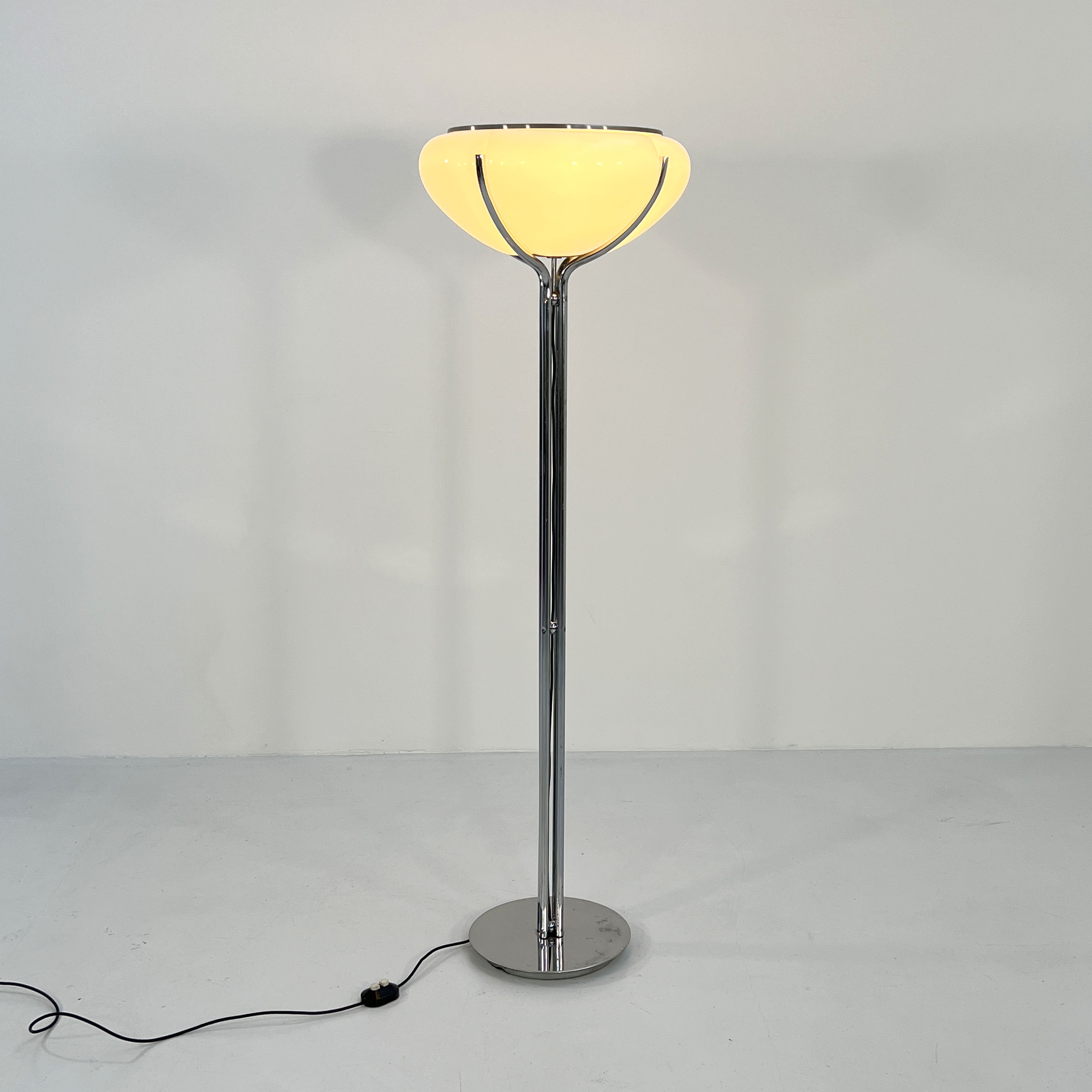Quadrifoglio floor lamp by Gae Aulenti for Harvey Guzzini, 1970s