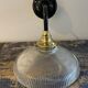 Applique vintage en verre holophane électrifiée à neuf