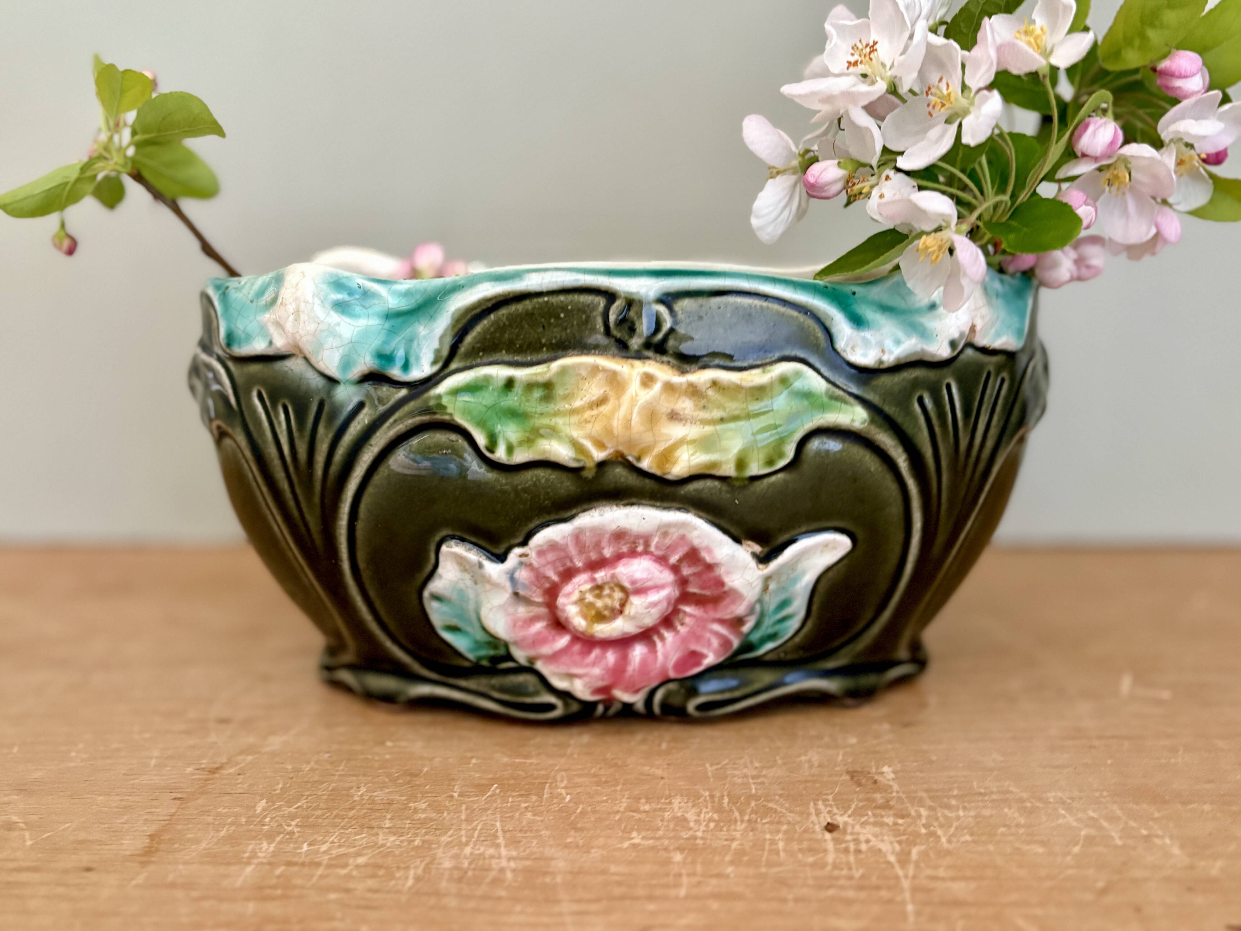 Vintage slip planter