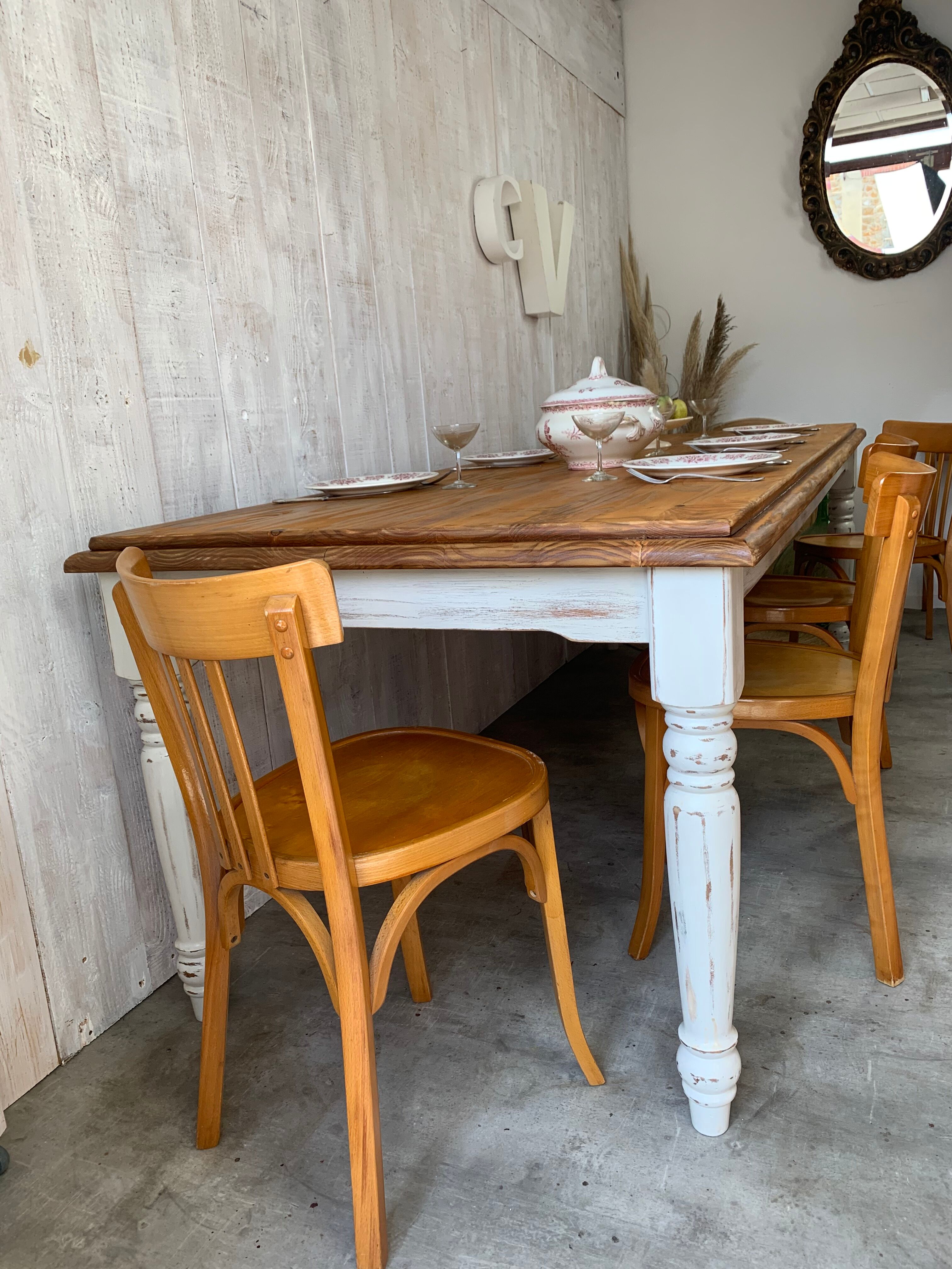 Large shabby chic table