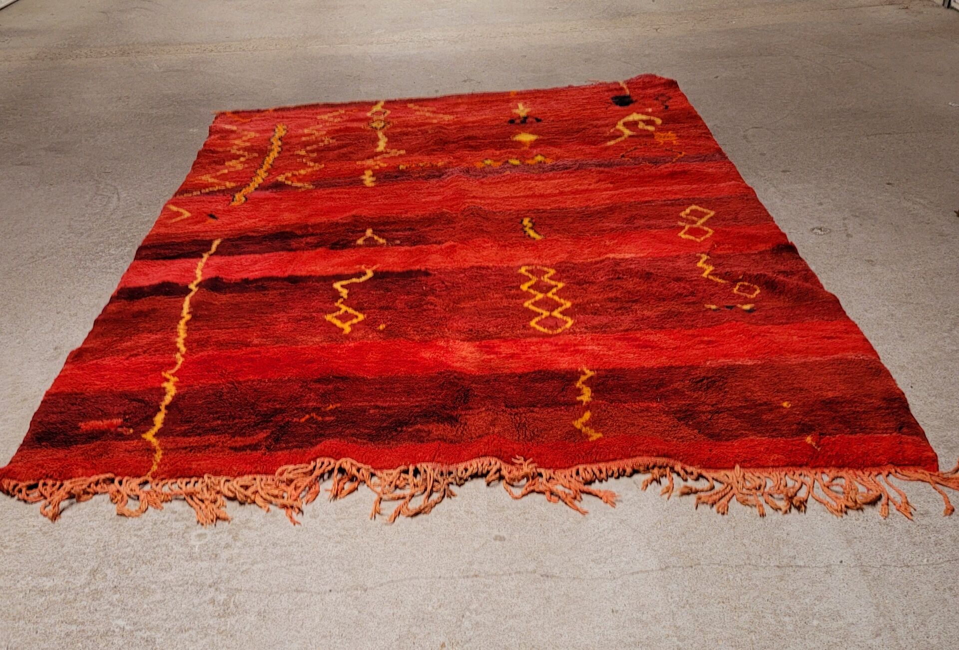 Tapis berbère marocain laine rouge 220 x 145 cm