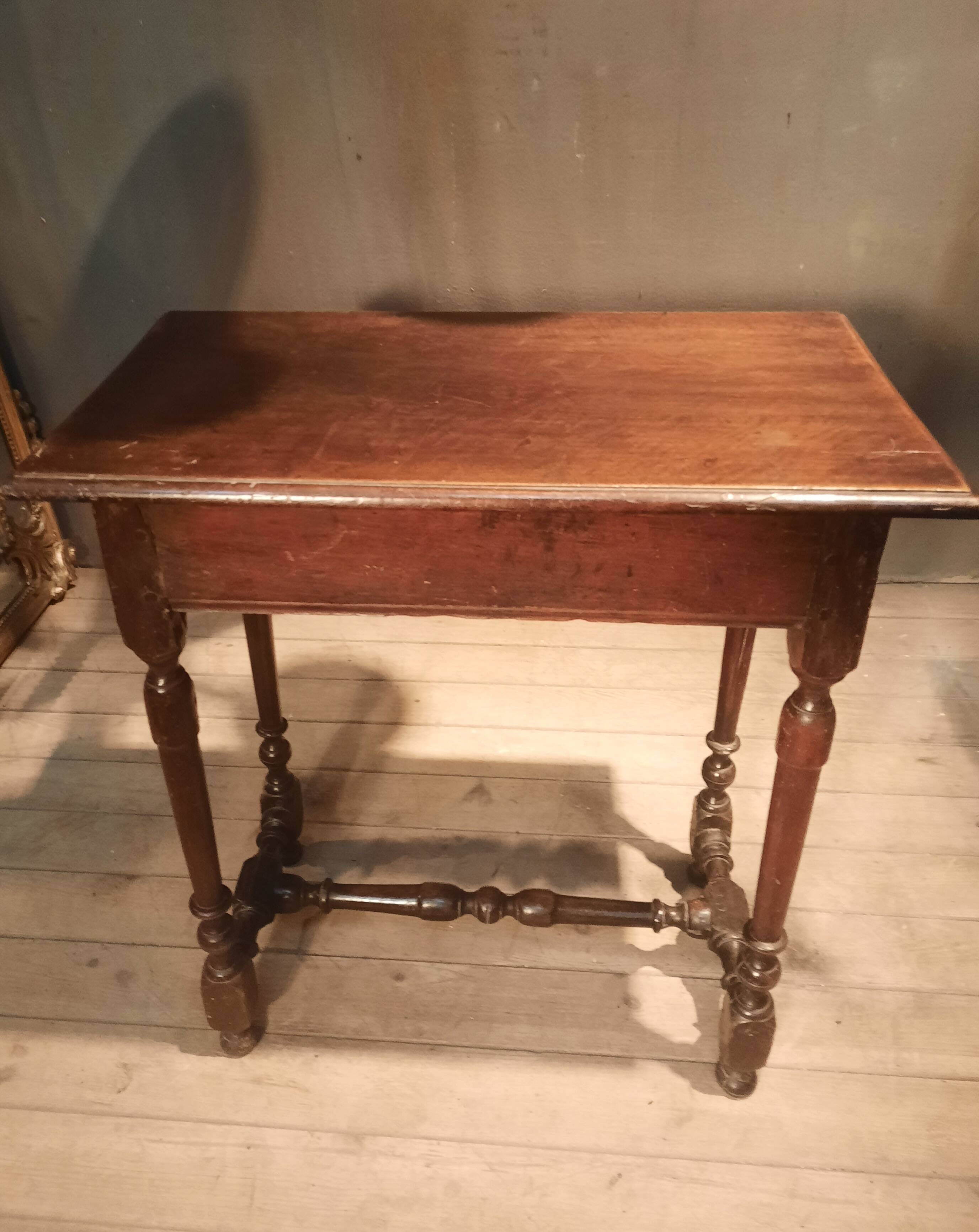 Rectangular side table from the eighteenth century.