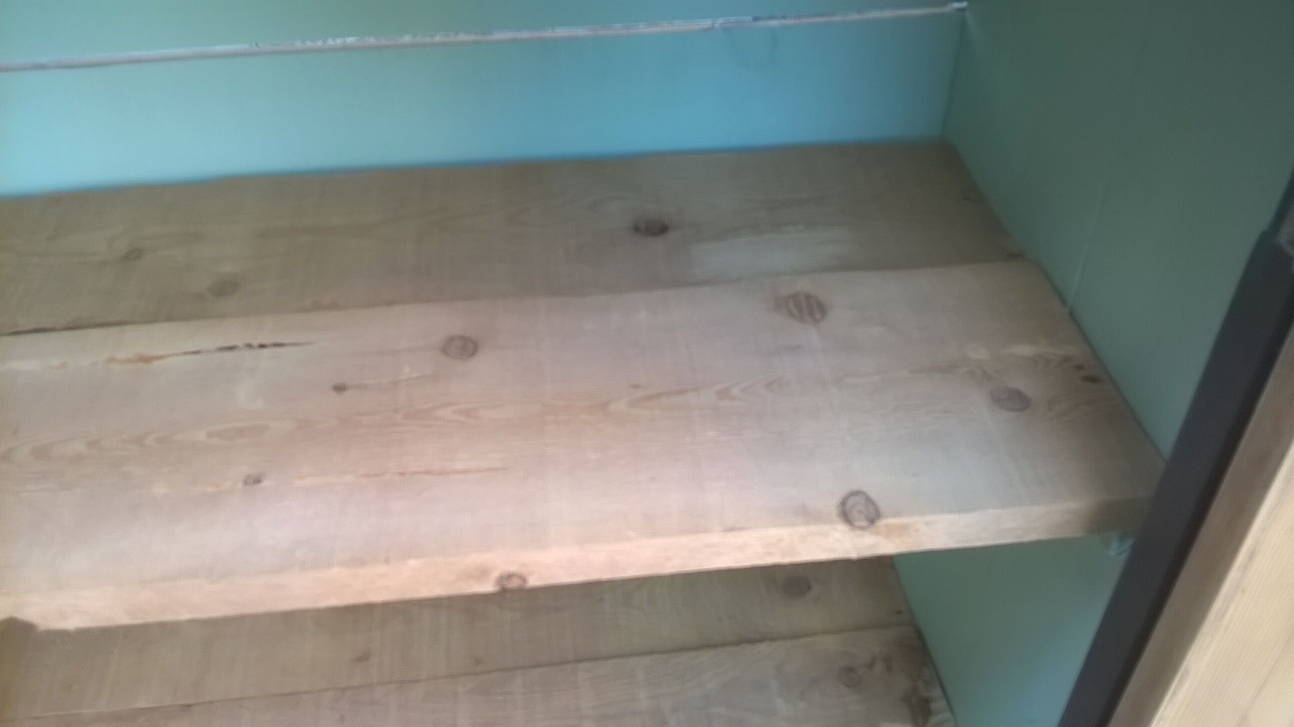 Cabinet patina black and green