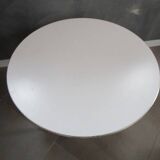 Vintage 70s waiting room coffee table