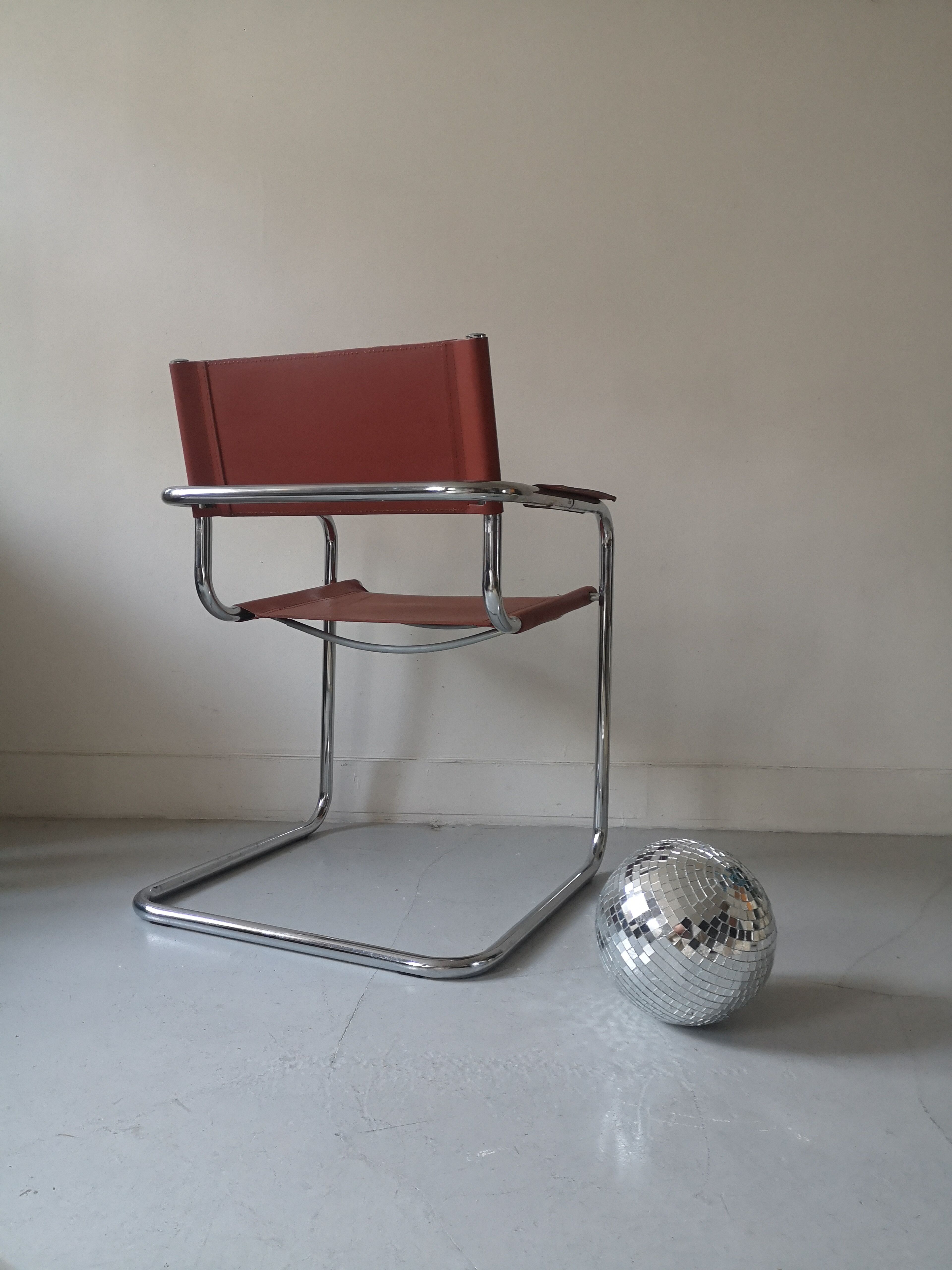 pair of tibular chairs design metal and leather, 1970