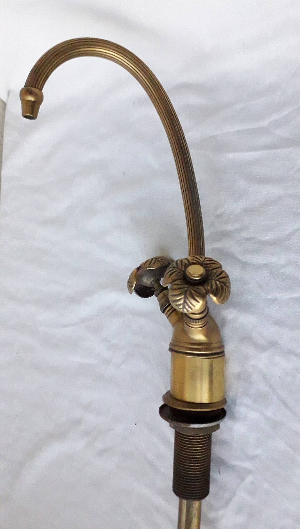Bronze faucet