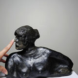 20th-century ceramic bust of a woman, art craft to be identified.