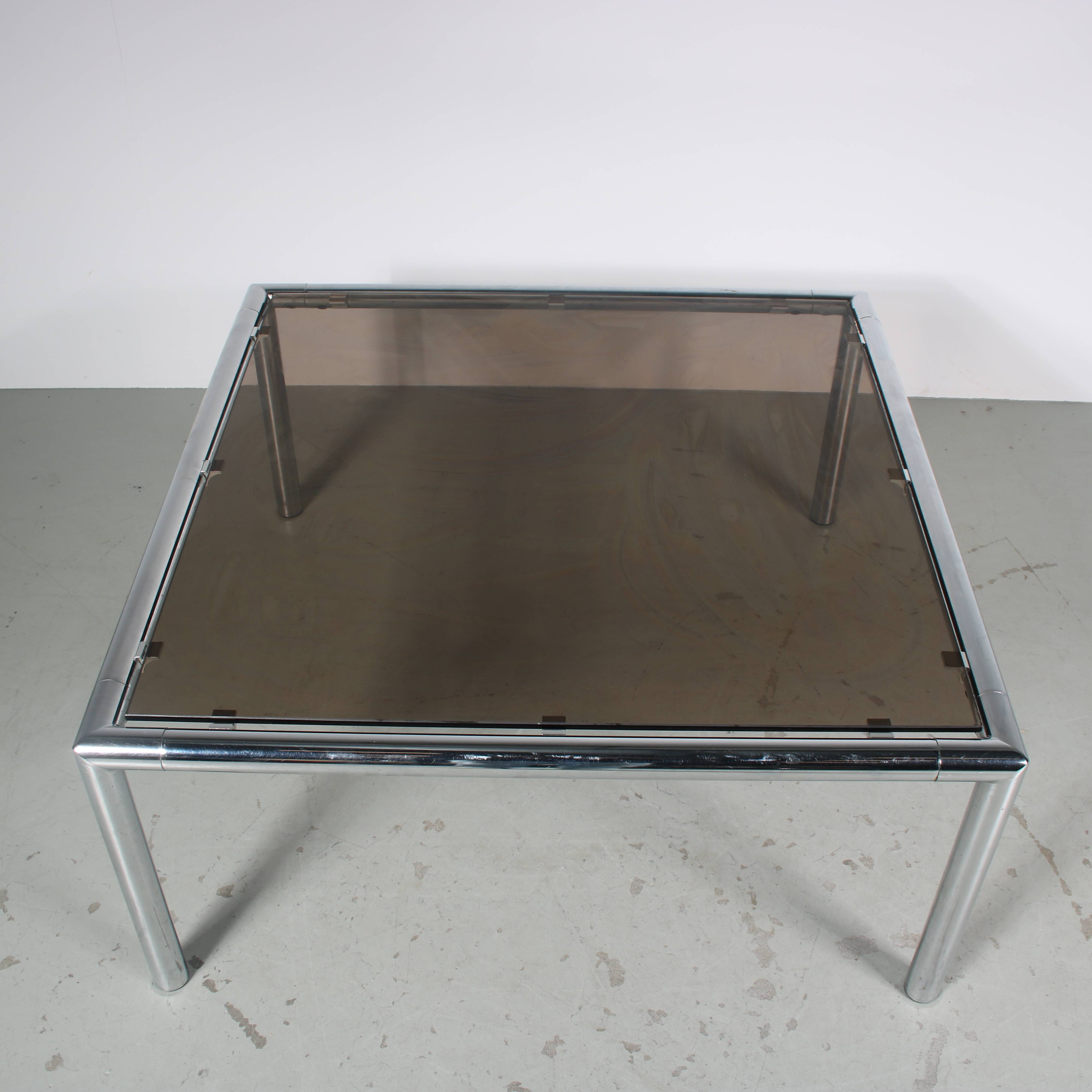 1970s Coffee table by Rodney Kinsman for Bieffeplast, Italy